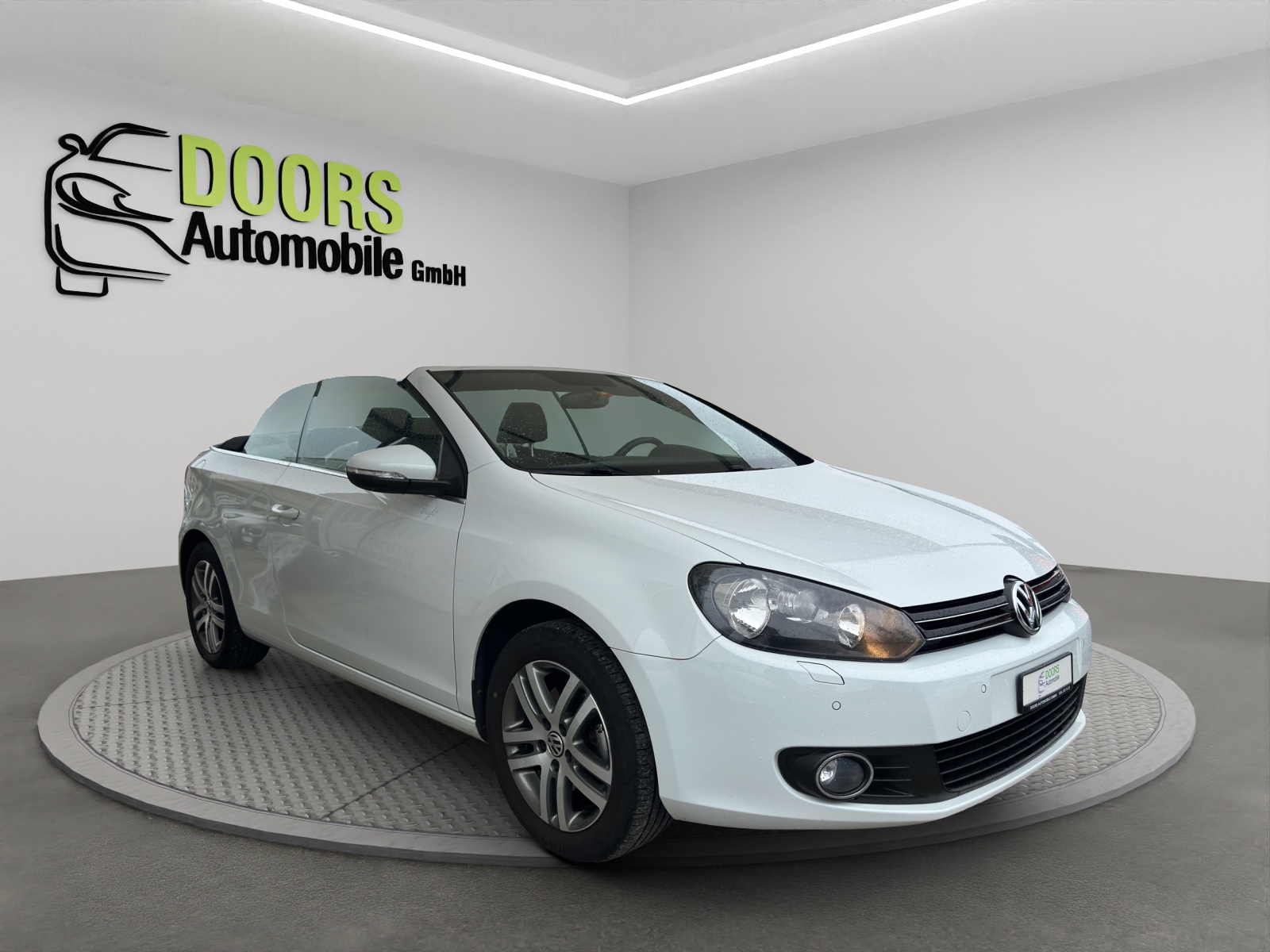VW Golf Cabrio 1.2 TSI BlueMotion Technology Design-image-0