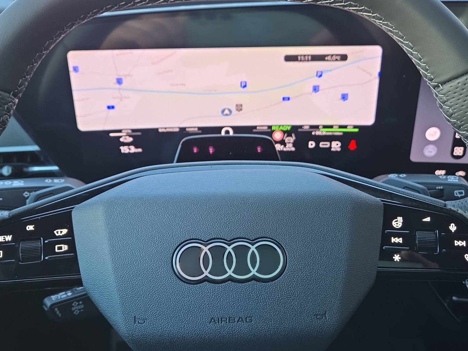 AUDI Q6 e-tron quattro-image-9
