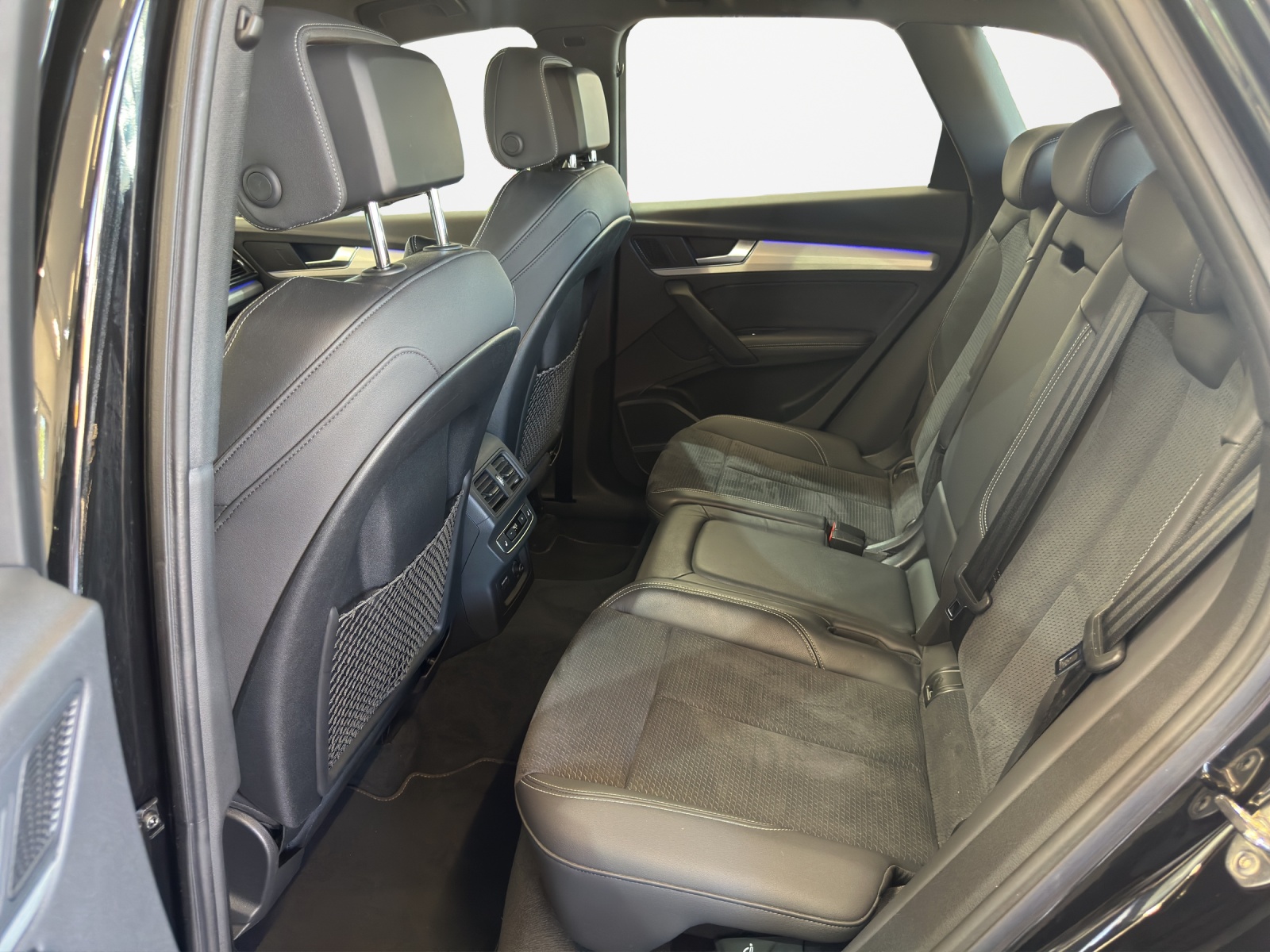 AUDI Q5 40 TDI S-line *FACELIFT* quattro S-tronic-image-9