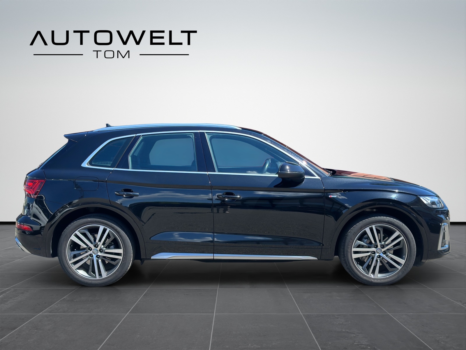 AUDI Q5 40 TDI S-line *FACELIFT* quattro S-tronic-image-5