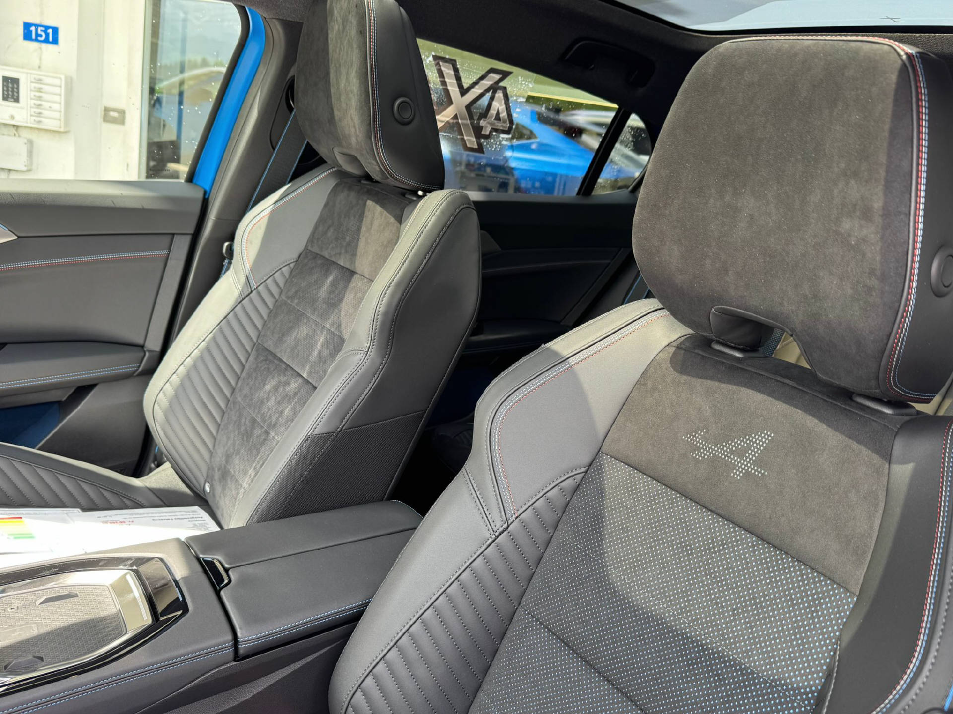 RENAULT Rafale 1.2 E-Tech Plug-in Atelier Alpine-image-5