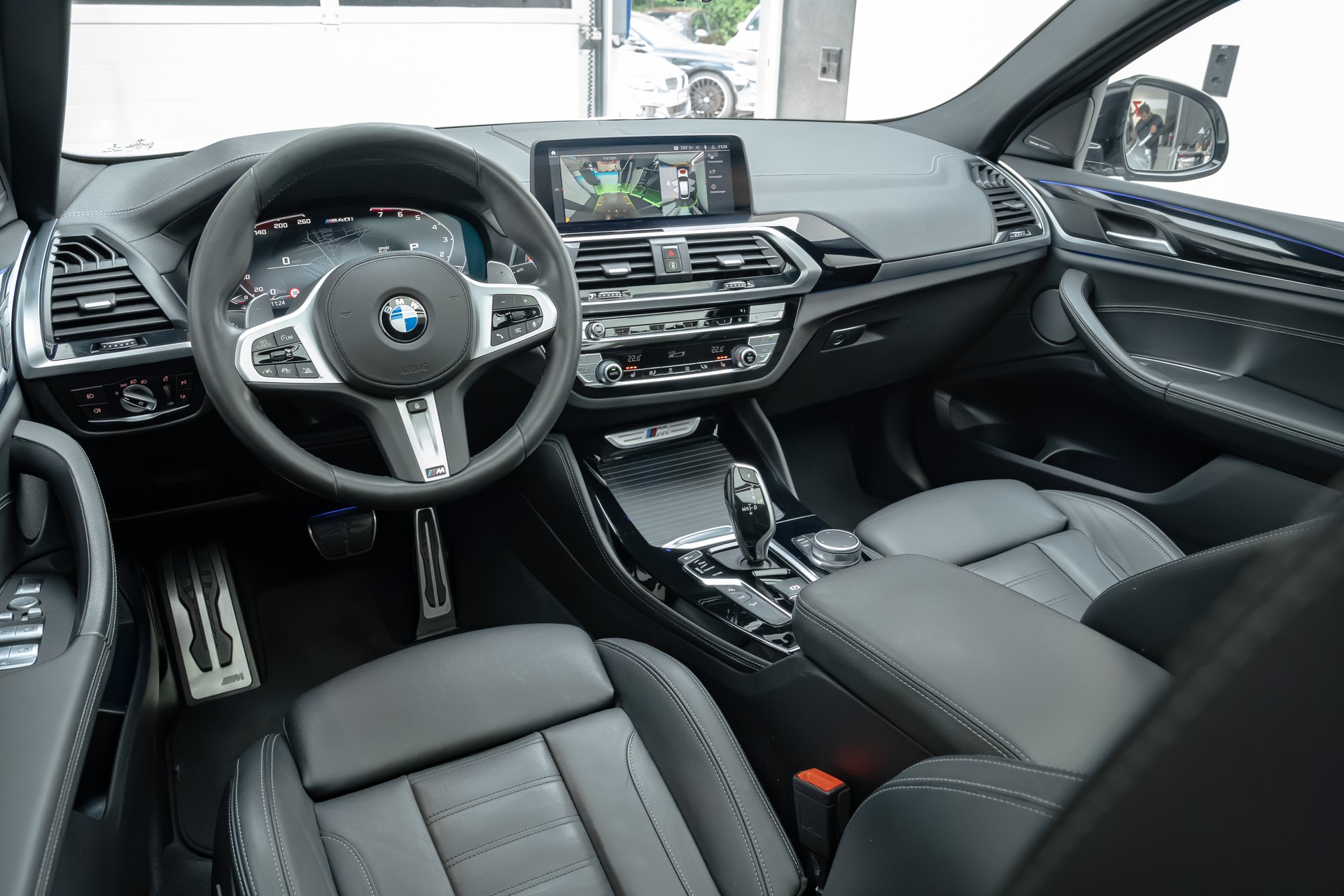 BMW X4 M40i Steptronic-image-11