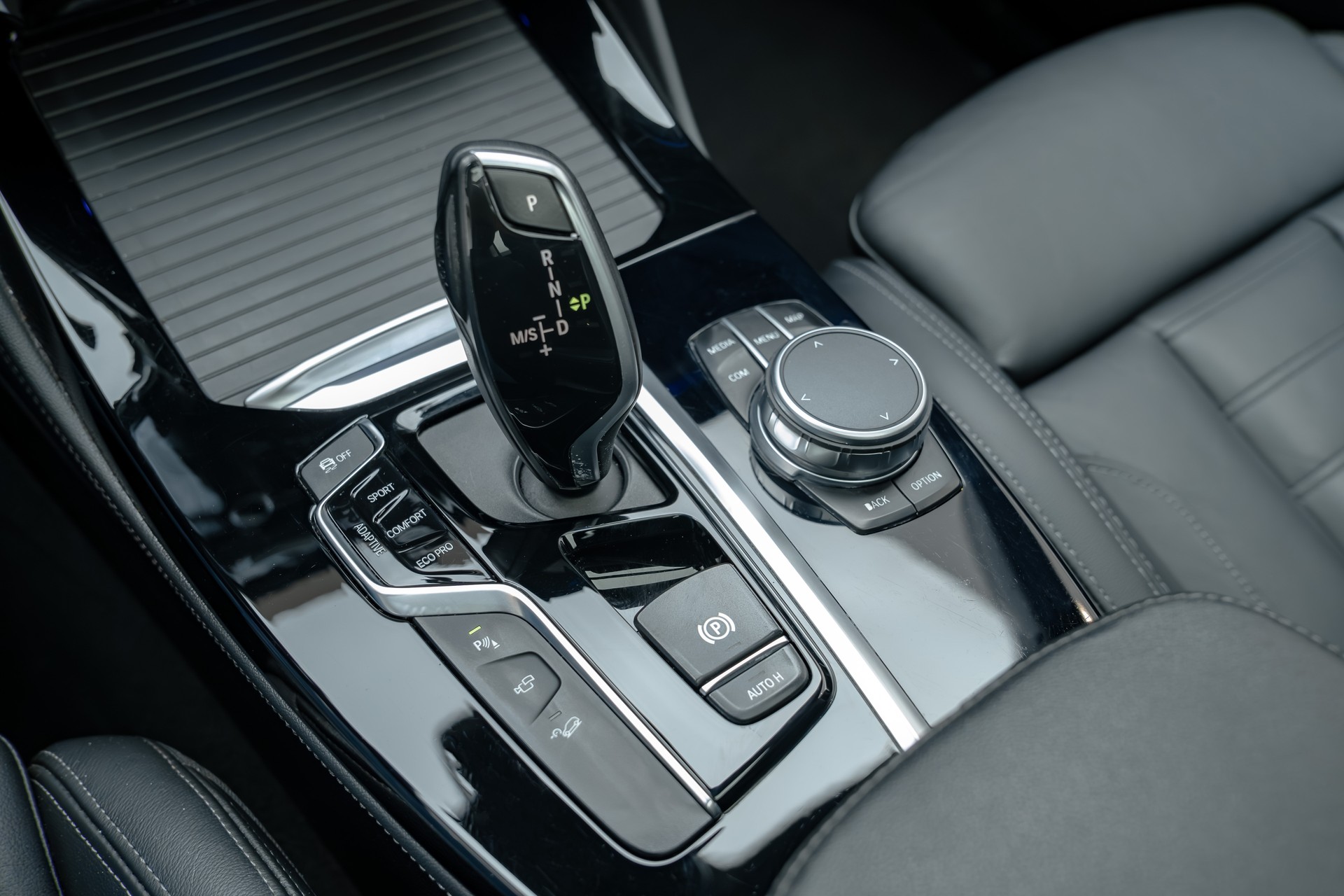 BMW X4 M40i Steptronic-image-10