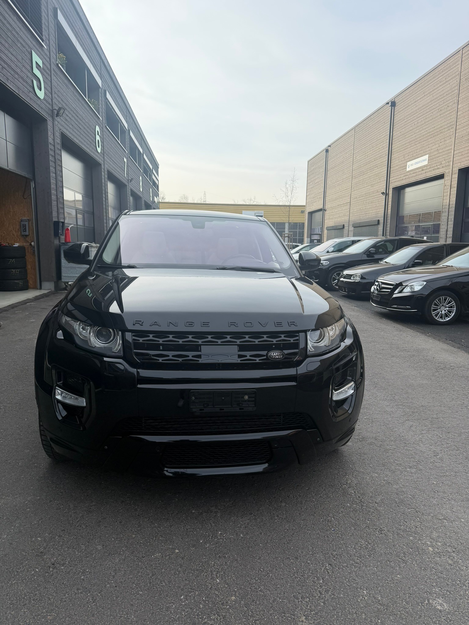 LAND ROVER Range Rover Evoque 2.0 Si4 Autobiography AT9-image-2