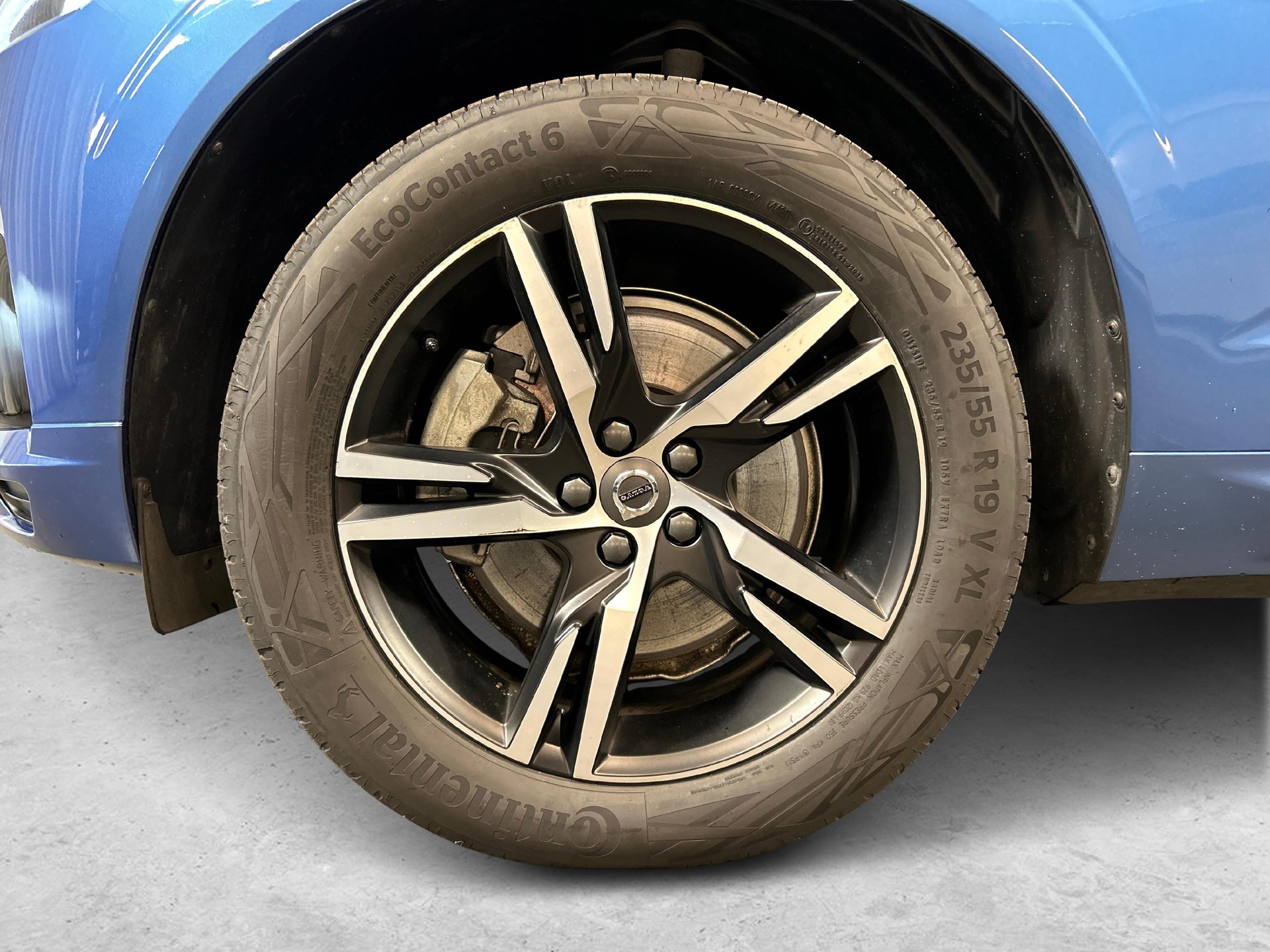 VOLVO XC60 2.0 T8 TE R-Design eAWD-image-12