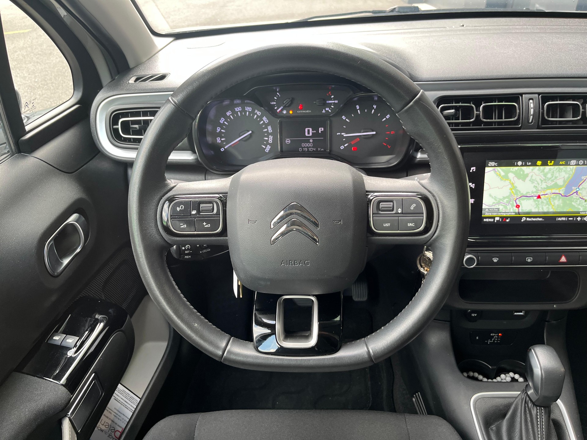 CITROEN C3 1.2i PureTech Swiss Edition EAT6-image-15
