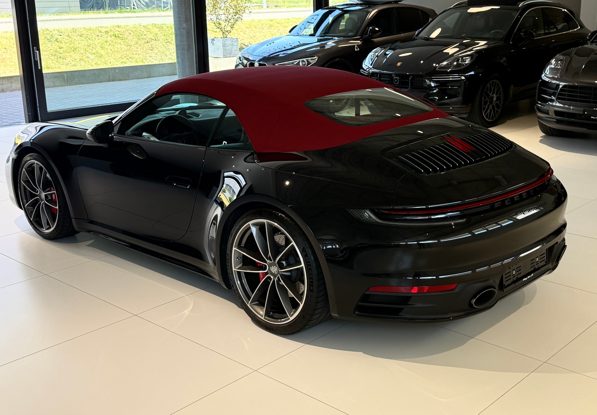 PORSCHE 911 Carrera 4S Cabriolet PDK ***CH-Porsche***Inkl. 1 Jahr All-In Garantie***Neuwertig***-image-34