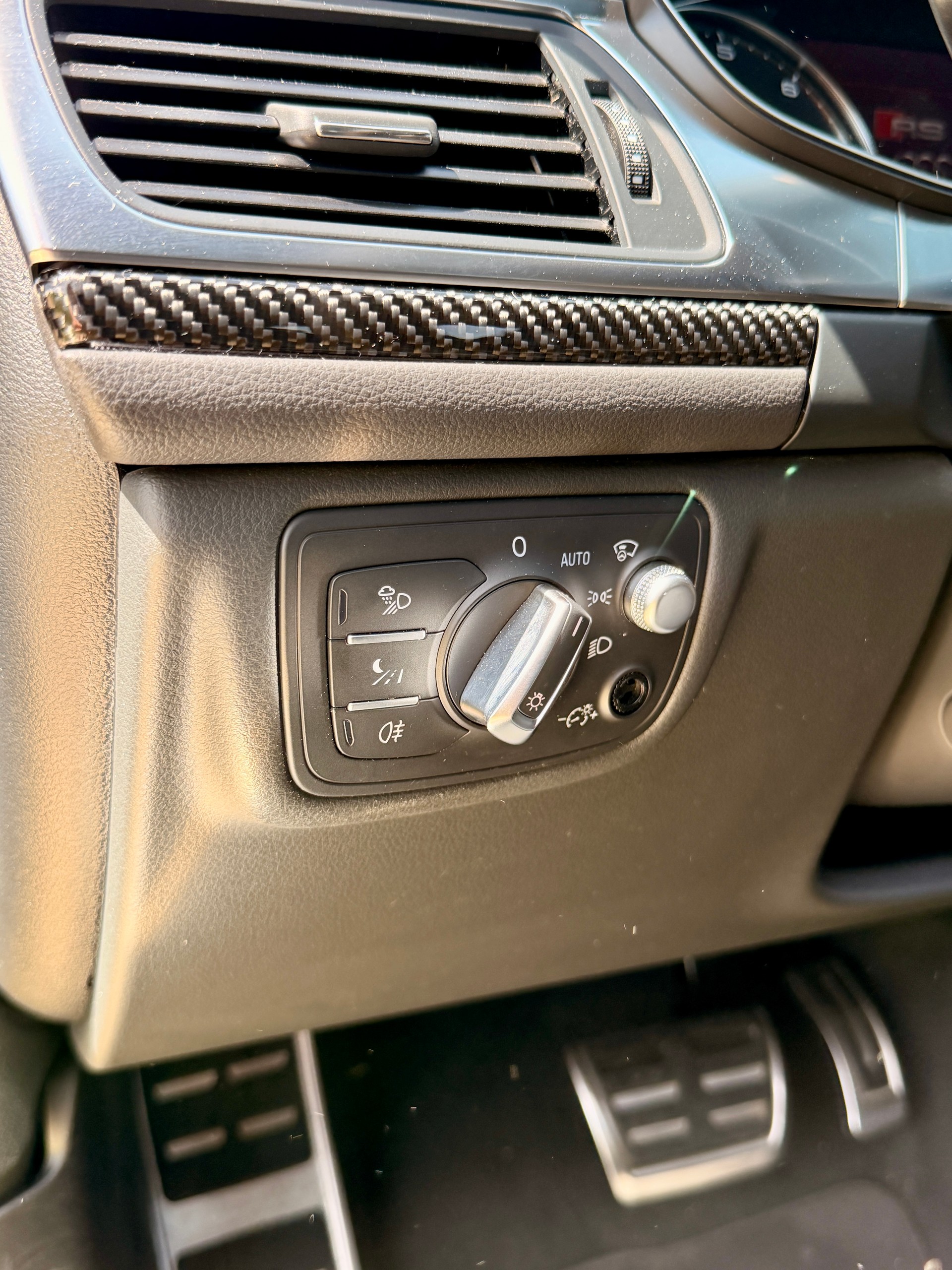 AUDI RS6 Avant 4.0 TFSI V8 quattro Tiptronic-image-10