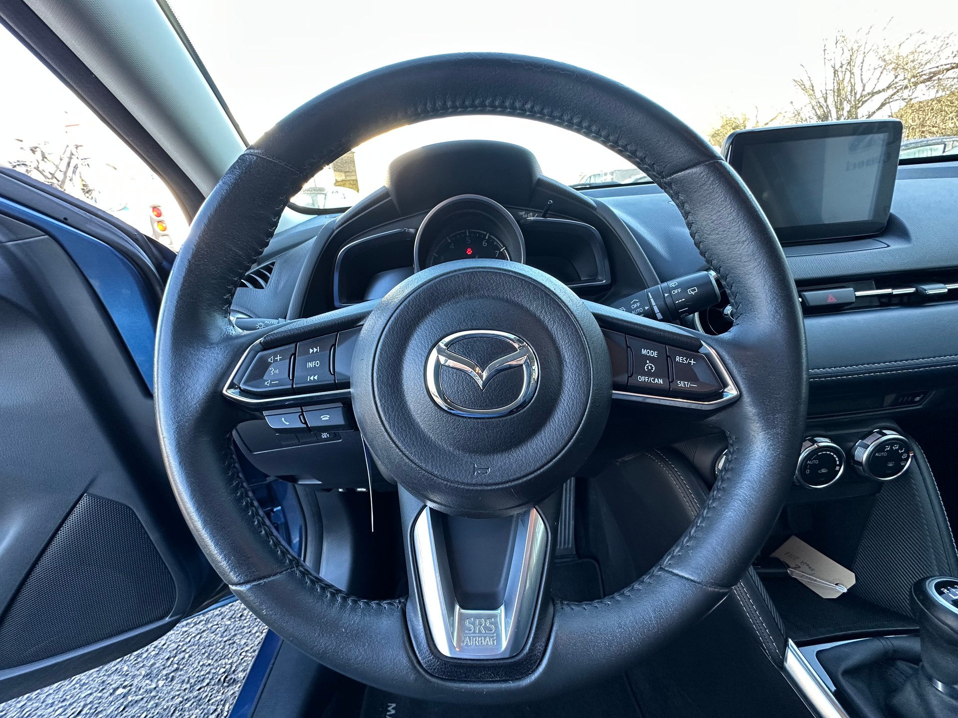 MAZDA 2 SKYACTIV-G 90 Mild Hybrid Revolution-image-11