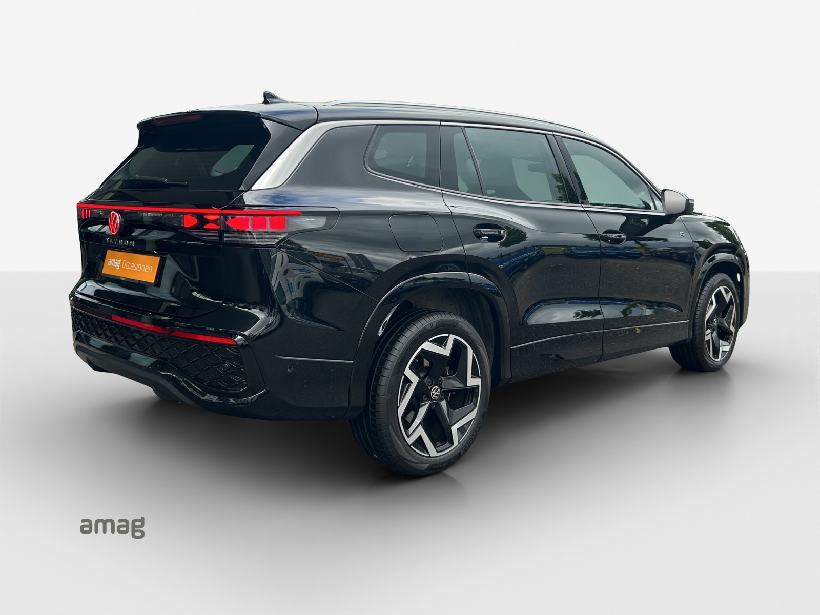 VW Tayron 2.0 TSI R-Line DSG 4Motion-image-4