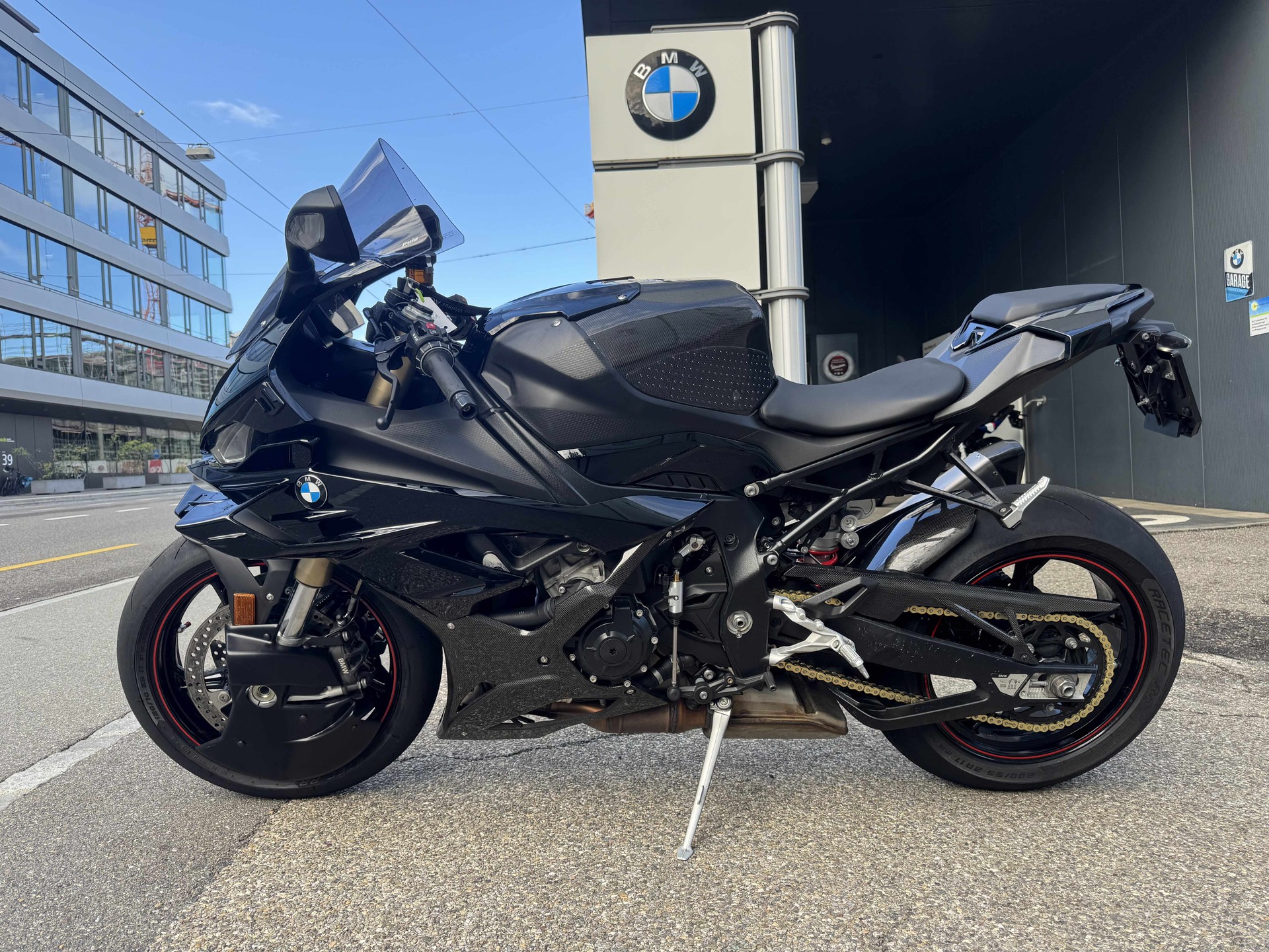 BMW S 1000 RR-showroom-element-1