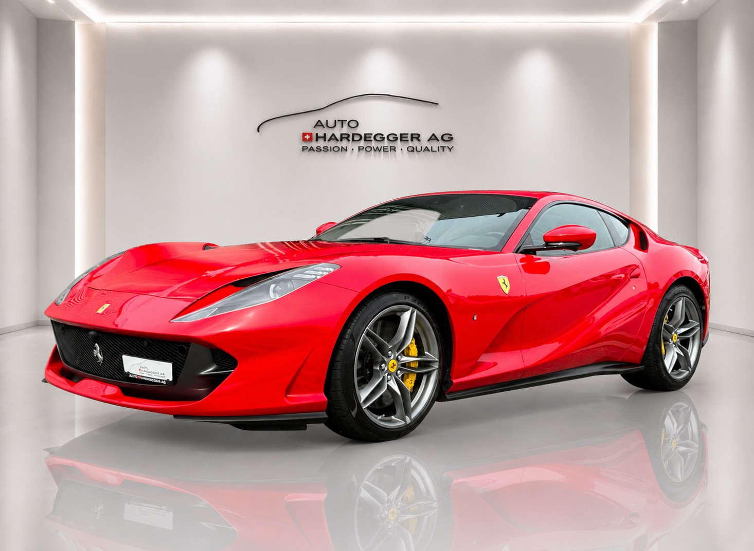 FERRARI 812 Superfast-image-4