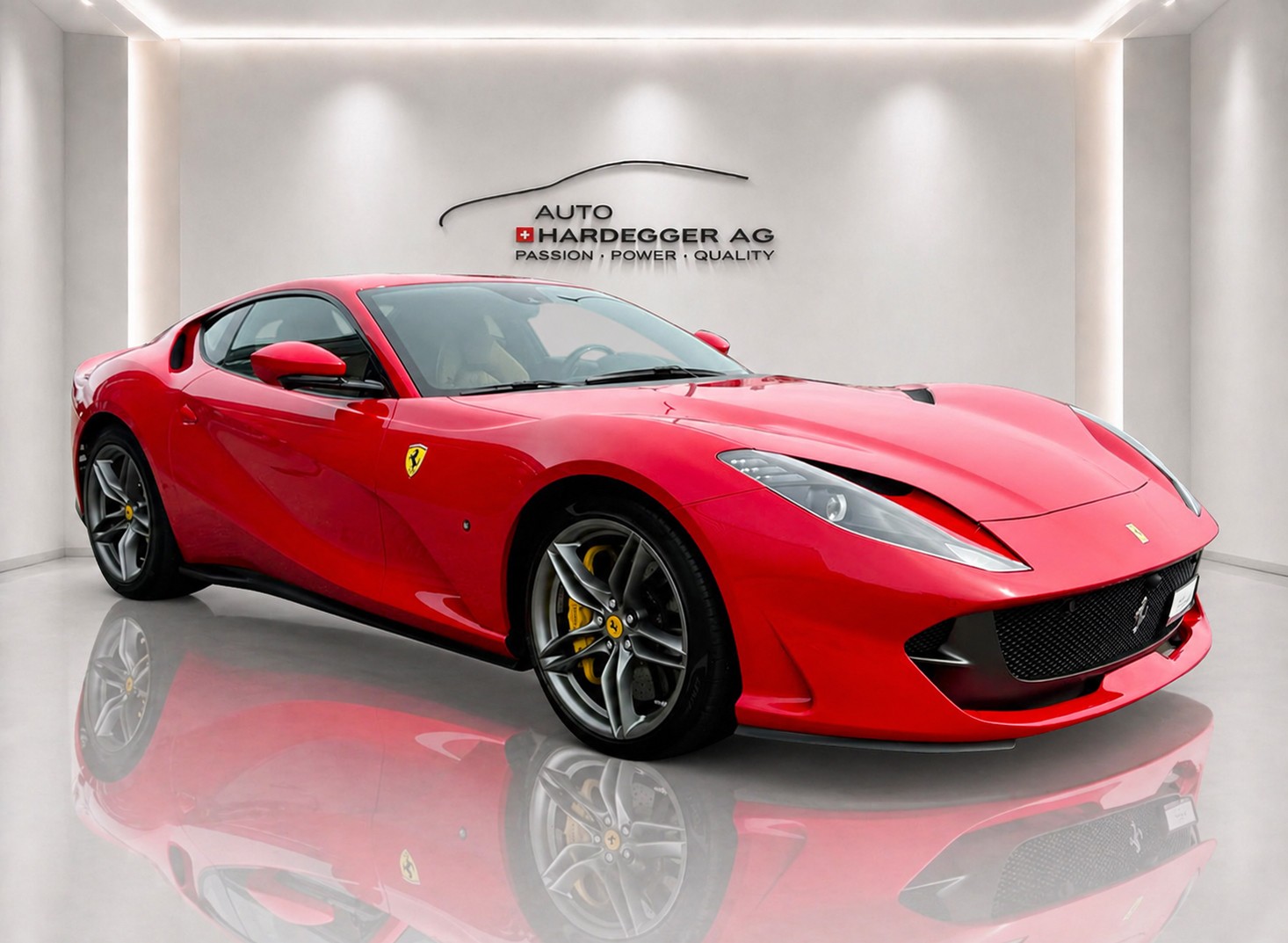 FERRARI 812 Superfast-image-0
