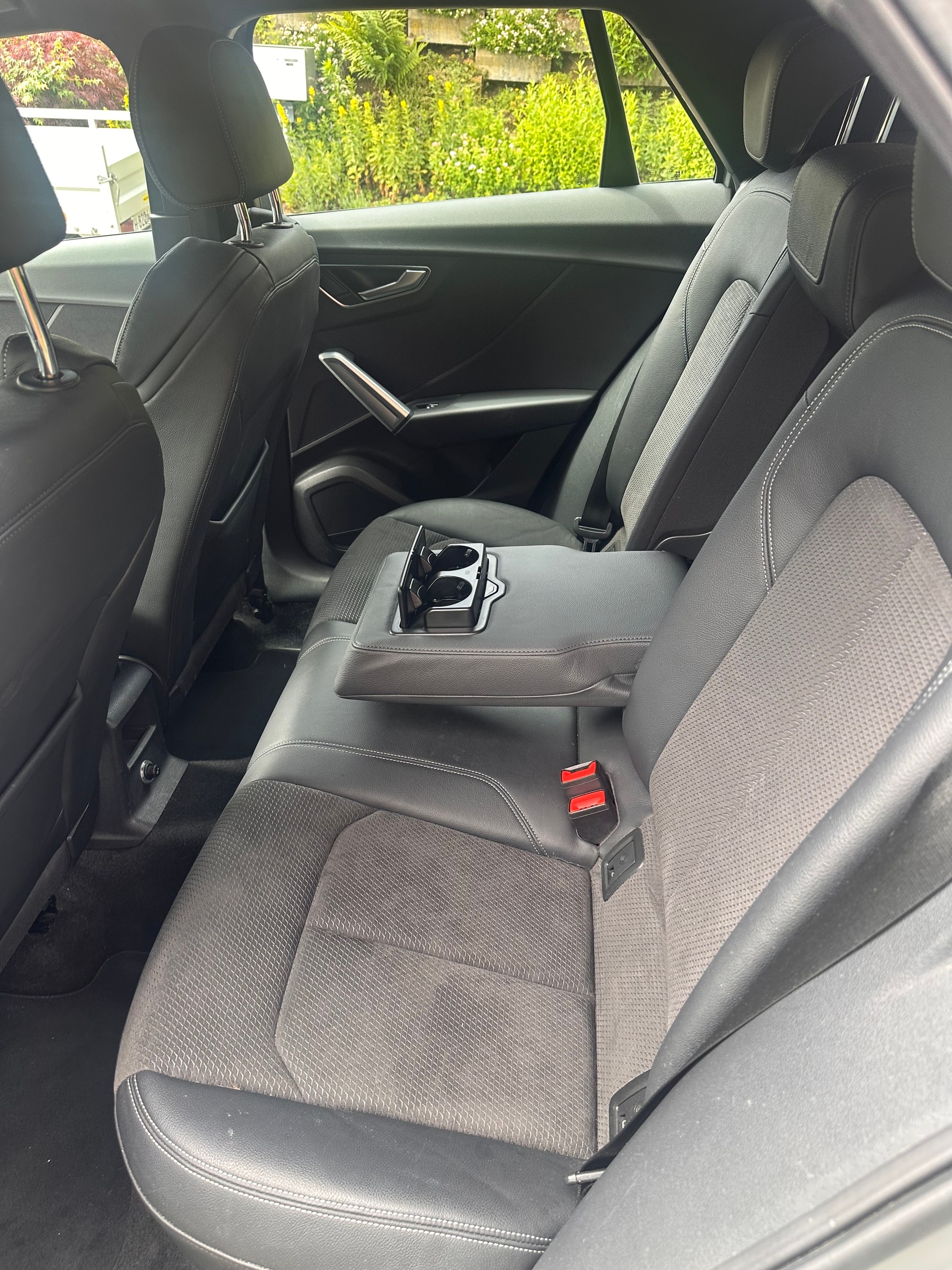 AUDI 2.0 TFSI Sport quattro S-Tronic-image-4
