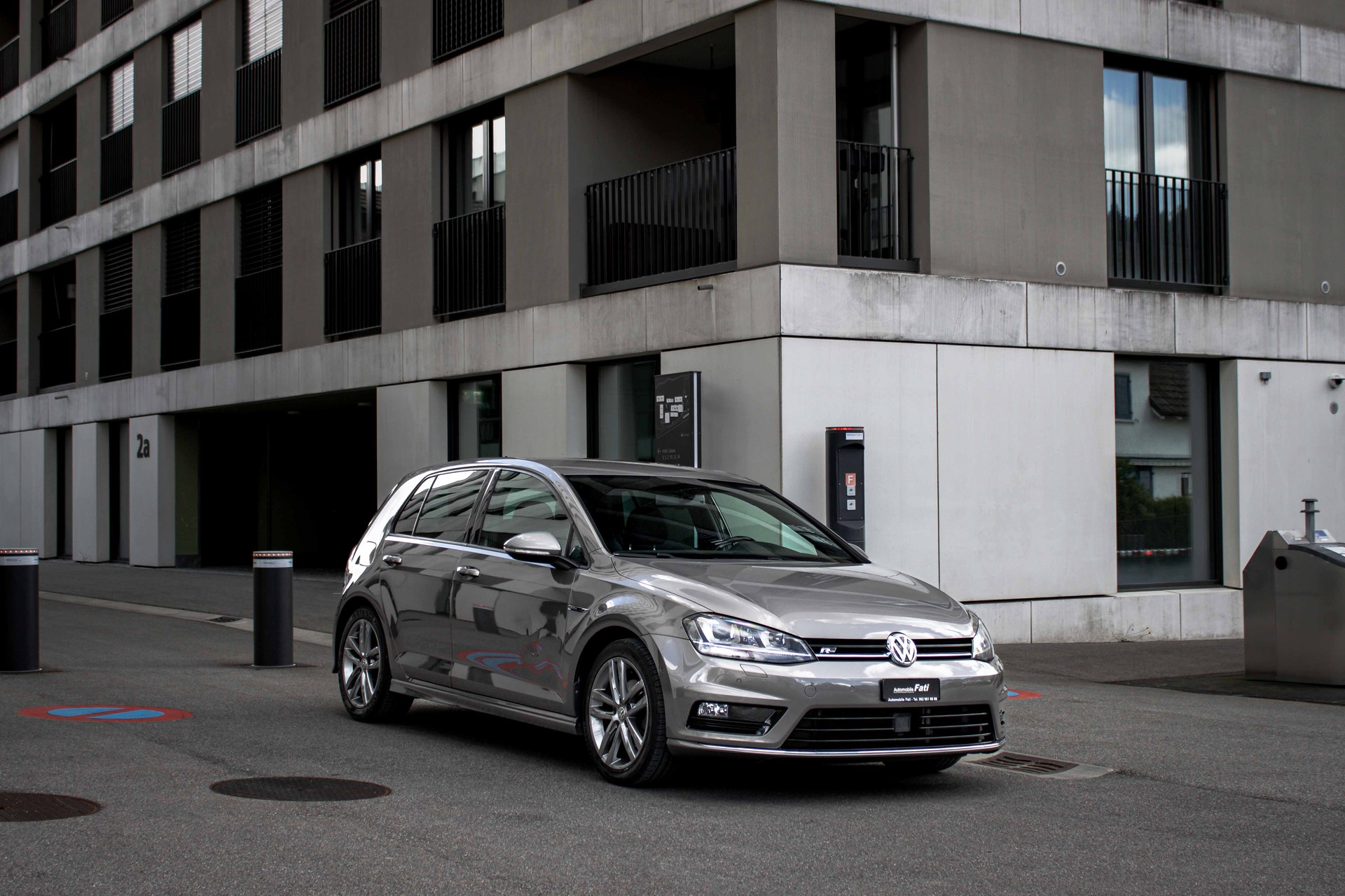 VW Golf 1.4 TSI R Line Lounge-image-4