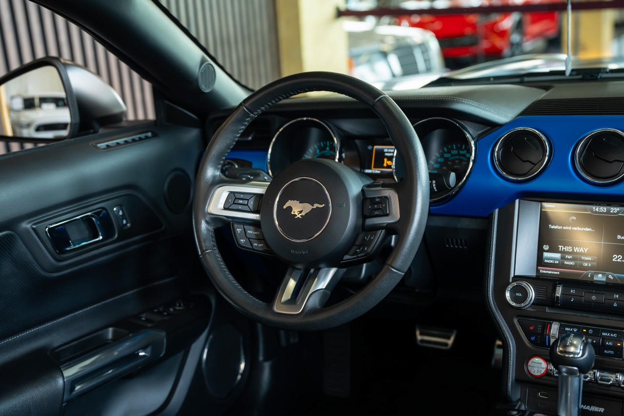 FORD Mustang Convertible 5.0 V8 GT Automat-image-26