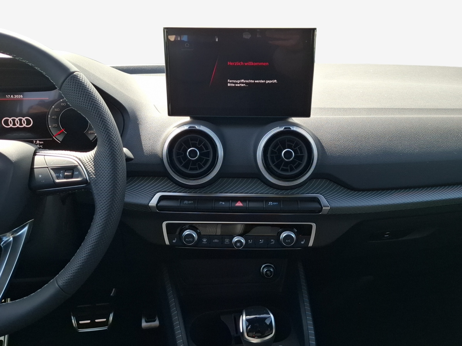AUDI Q2 35 TFSI advanced S-tronic-image-26