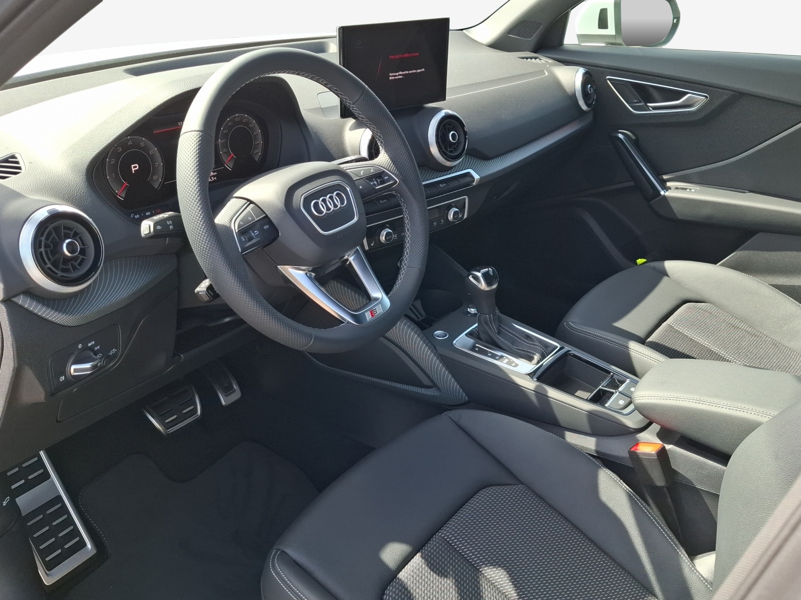 AUDI Q2 35 TFSI advanced S-tronic-image-31