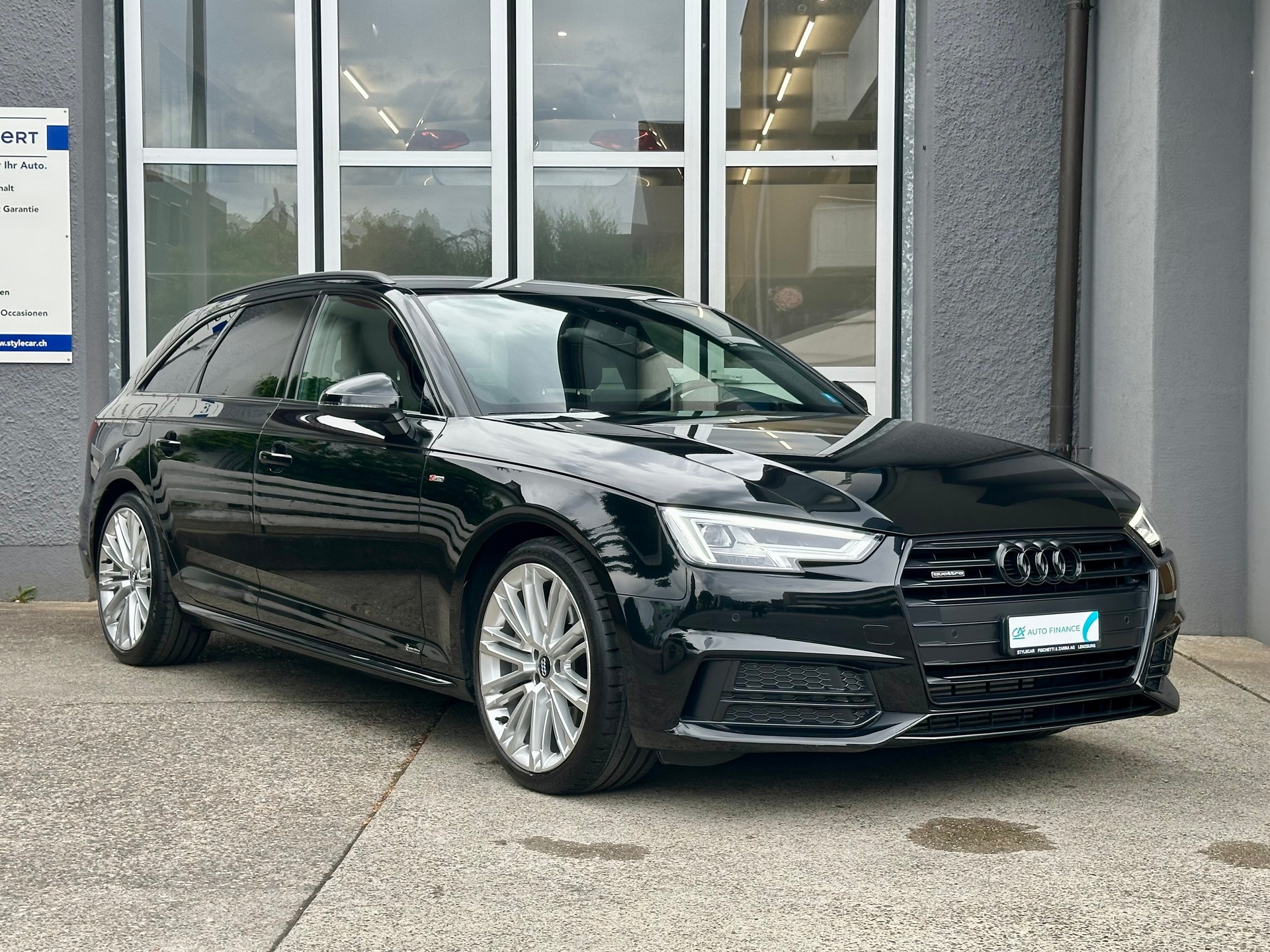 AUDI A4 Avant 2.0 TFSI Sport quattro S-tronic-image-2