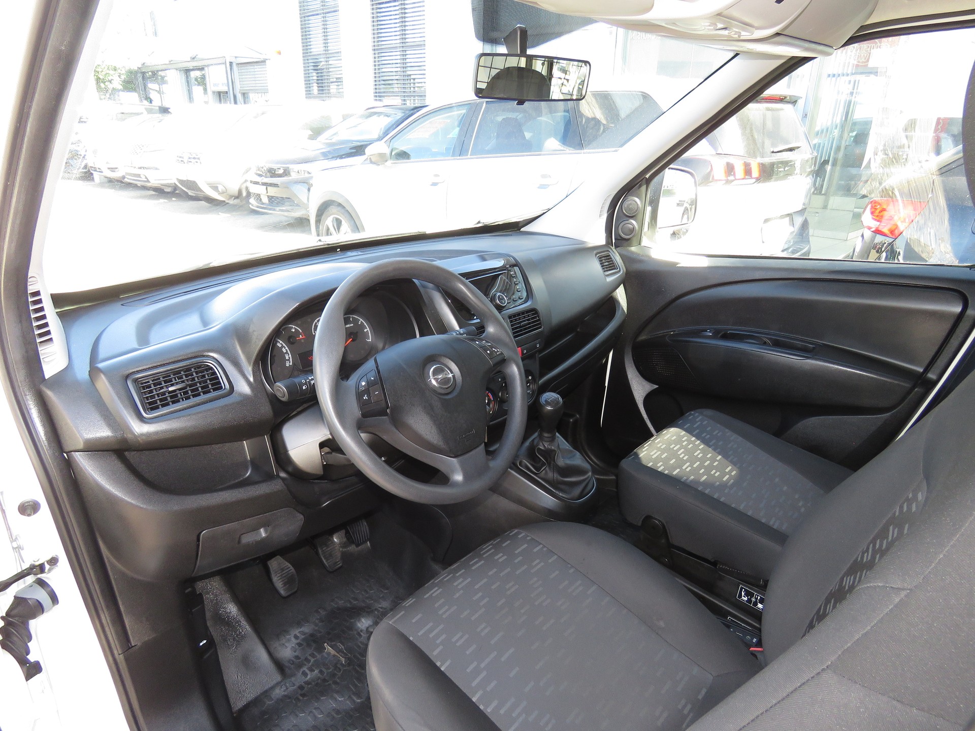 OPEL Combo 1.3 CDTI 2.2 L1H1 (AHK 1.0 t, NL 587 kg)-image-6