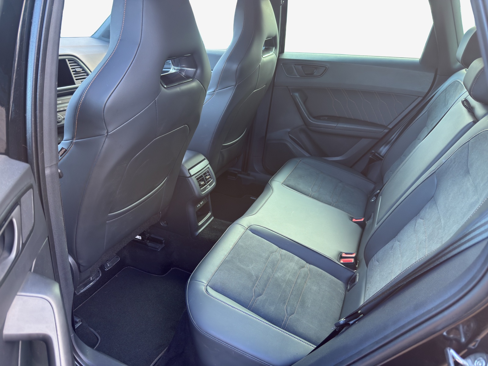 CUPRA Ateca 2.0TSI 4Drive DSG-image-11