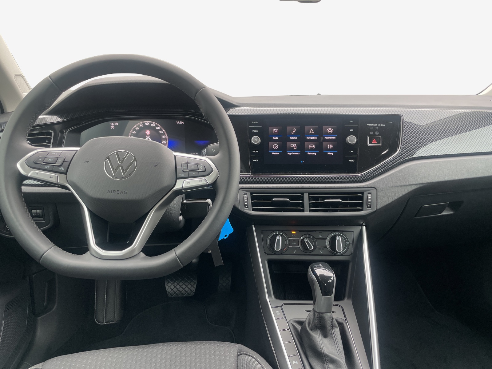 VW Polo 1.0 TSI Life DSG-image-10