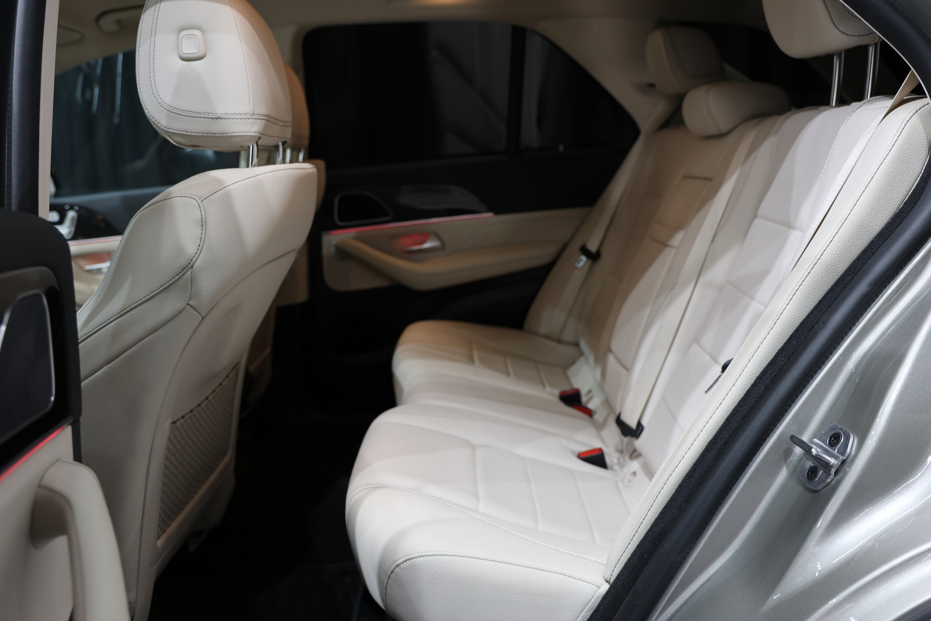 MERCEDES-BENZ GLE 300 d 4Matic 9G-Tronic-image-4