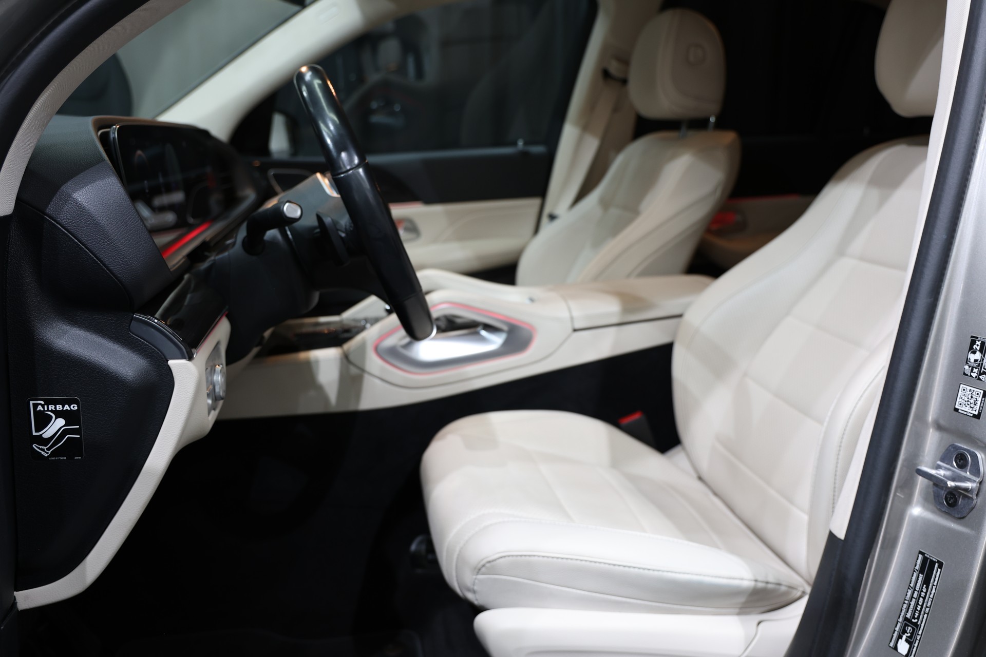 MERCEDES-BENZ GLE 300 d 4Matic 9G-Tronic-image-5