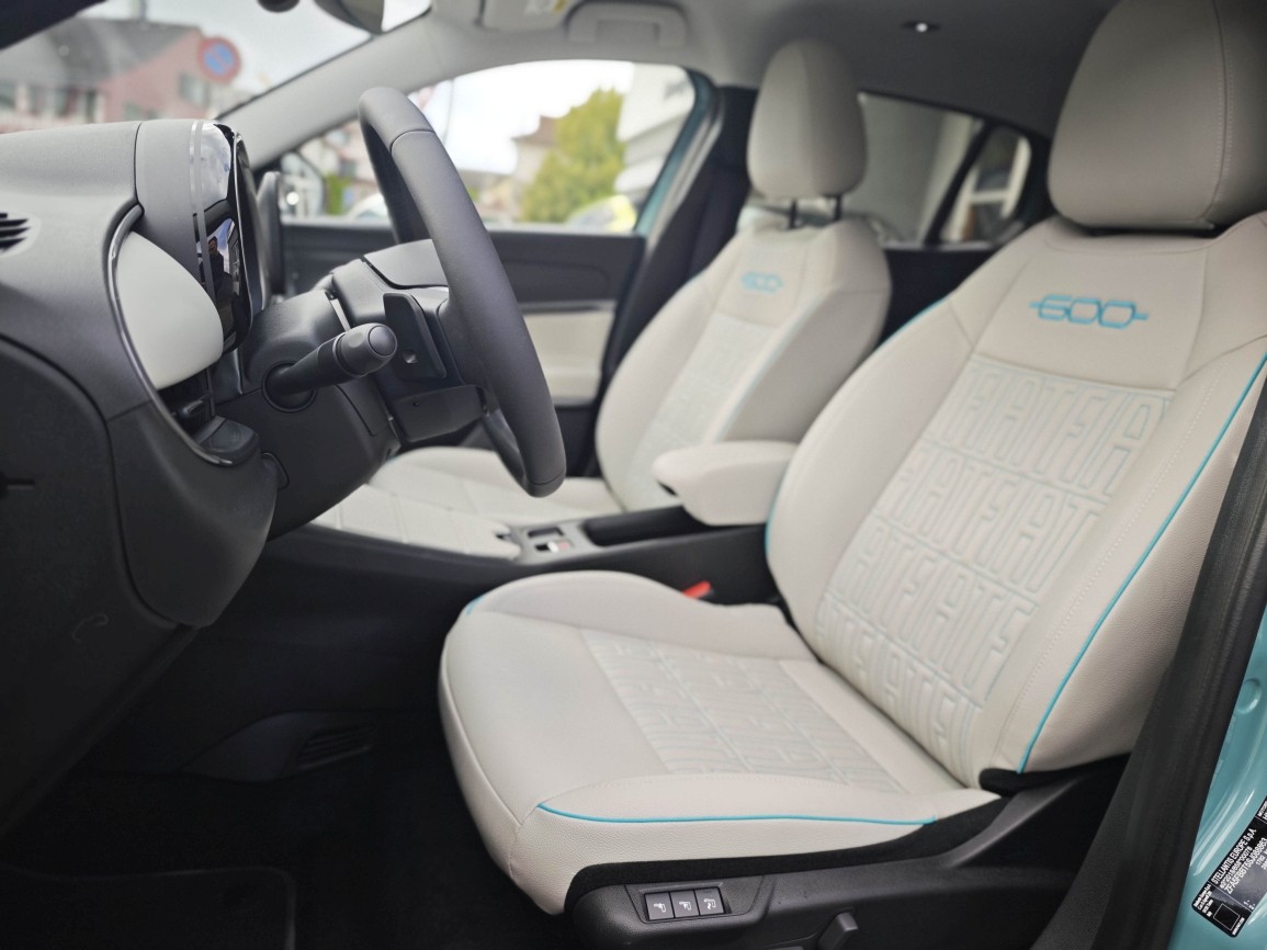 FIAT 600 1.2 Hybrid 145 La Prima-image-5