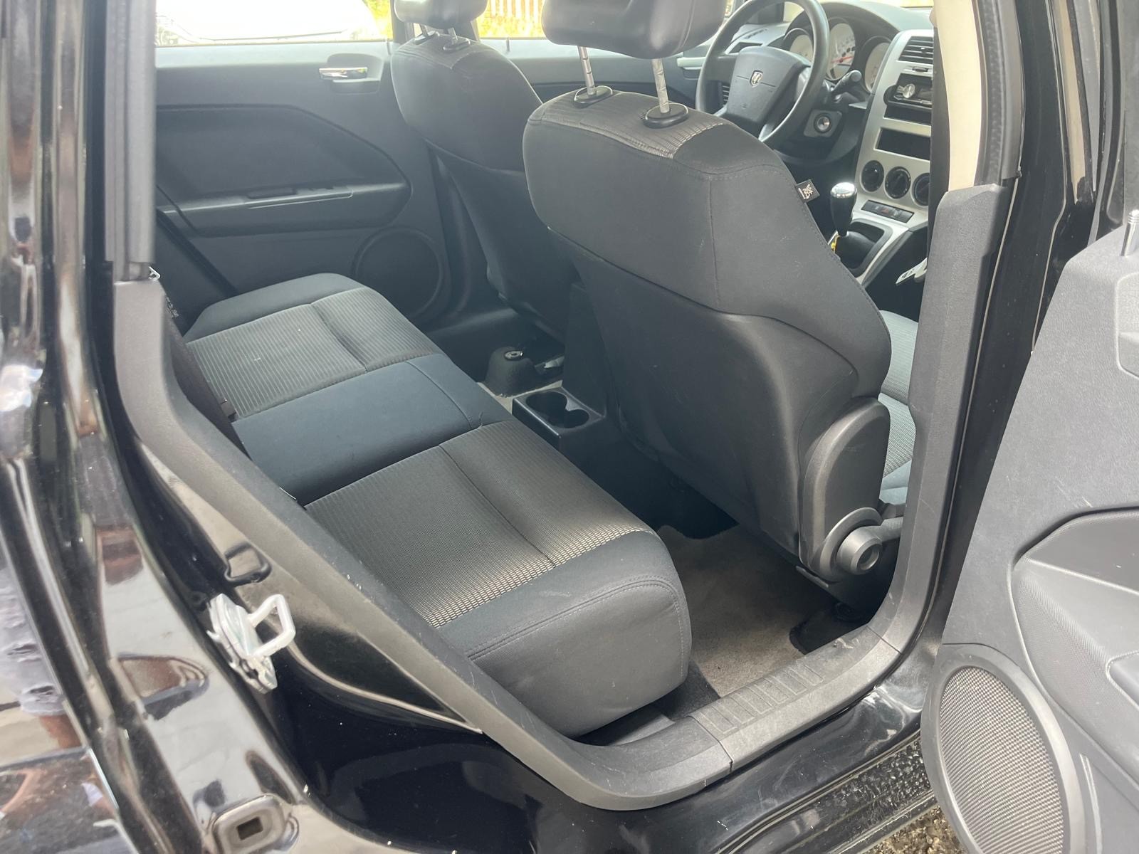 DODGE Caliber 1.8 SE-image-6