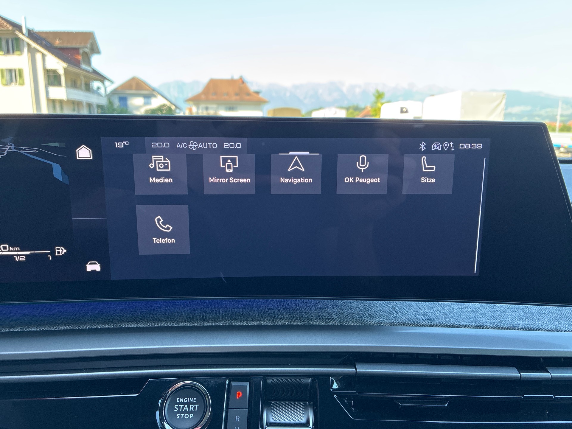 PEUGEOT 3008 145 e-DCS6 Hybrid GT-image-24