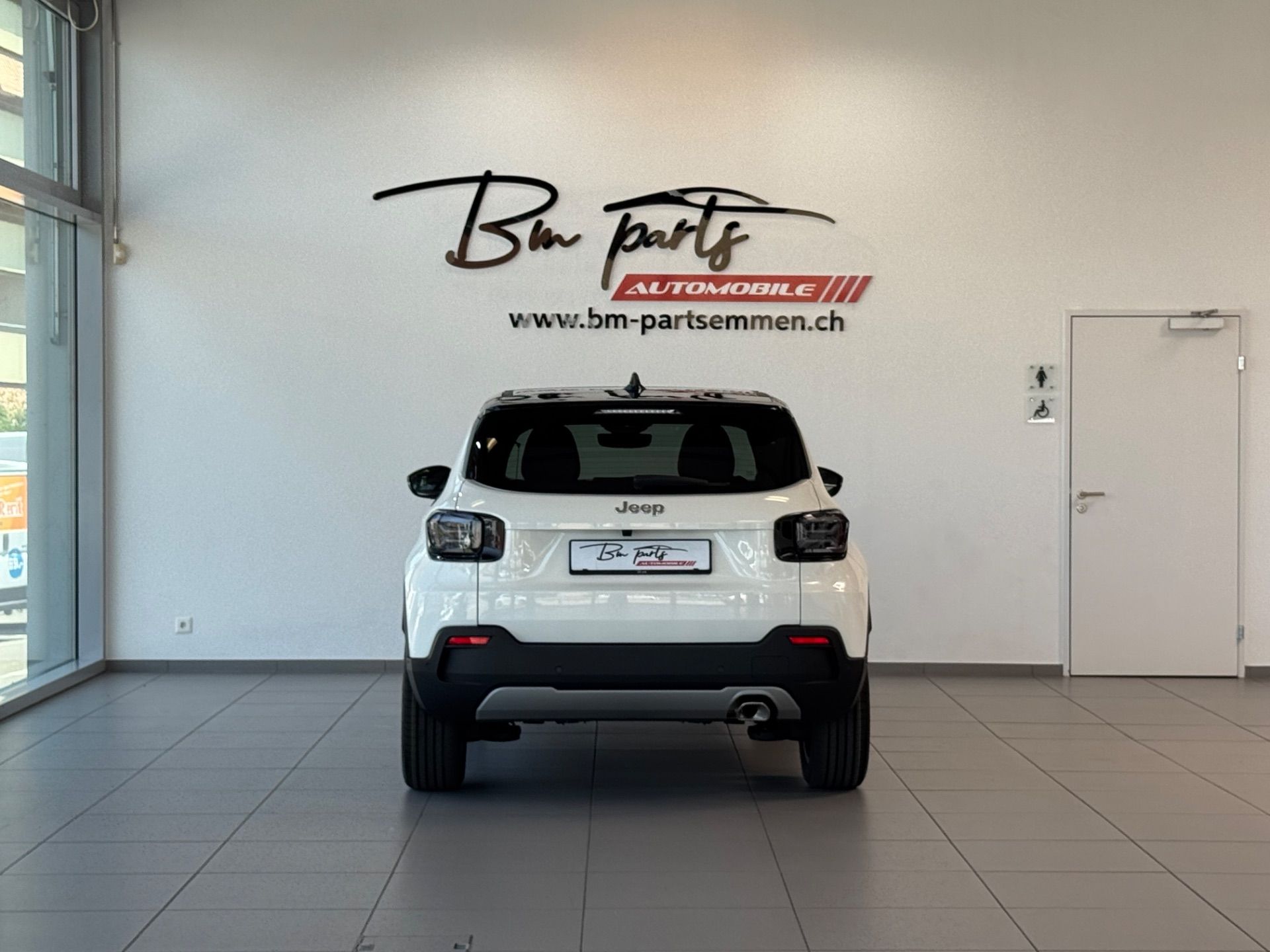 JEEP Avenger 1.2 Turbo MHEV Summit Sky-image-4