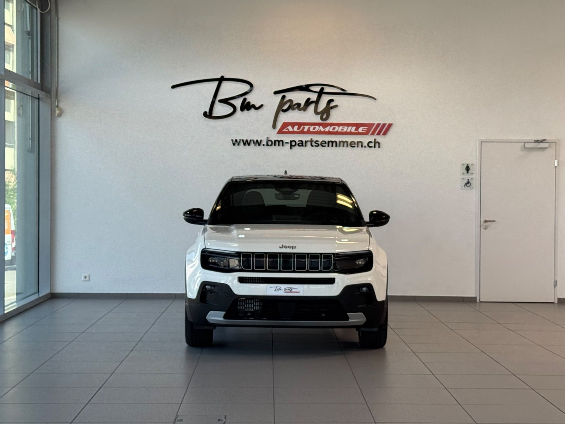 JEEP Avenger 1.2 Turbo MHEV Summit Sky-image-7
