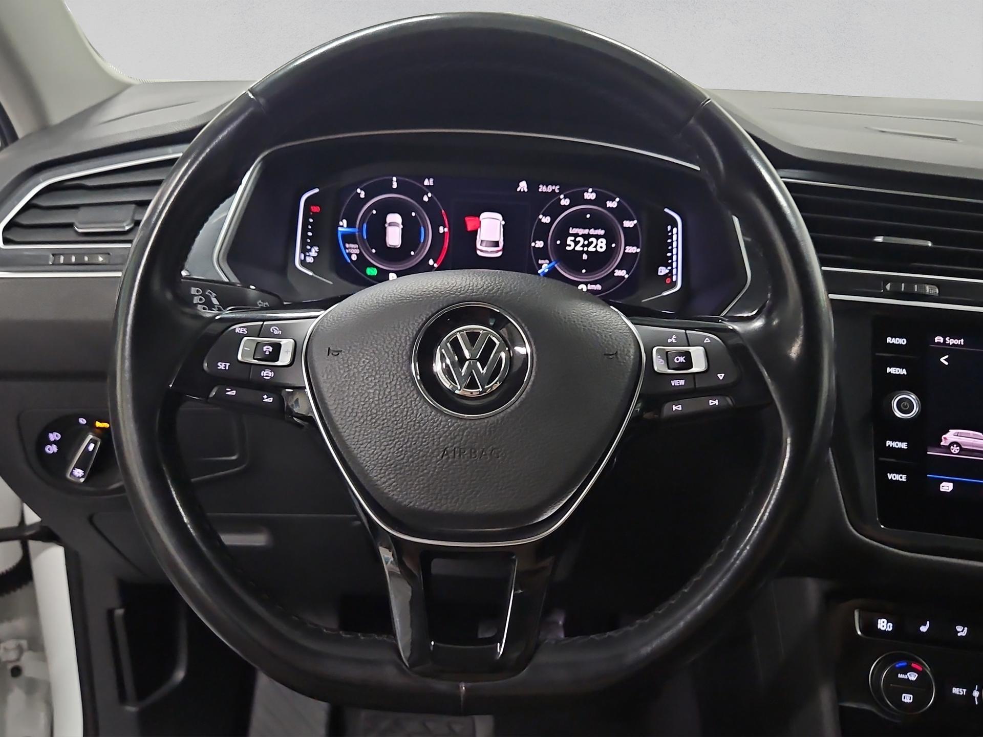 VW Tiguan 2.0 TDI SCR Highline 4Motion DSG-image-9