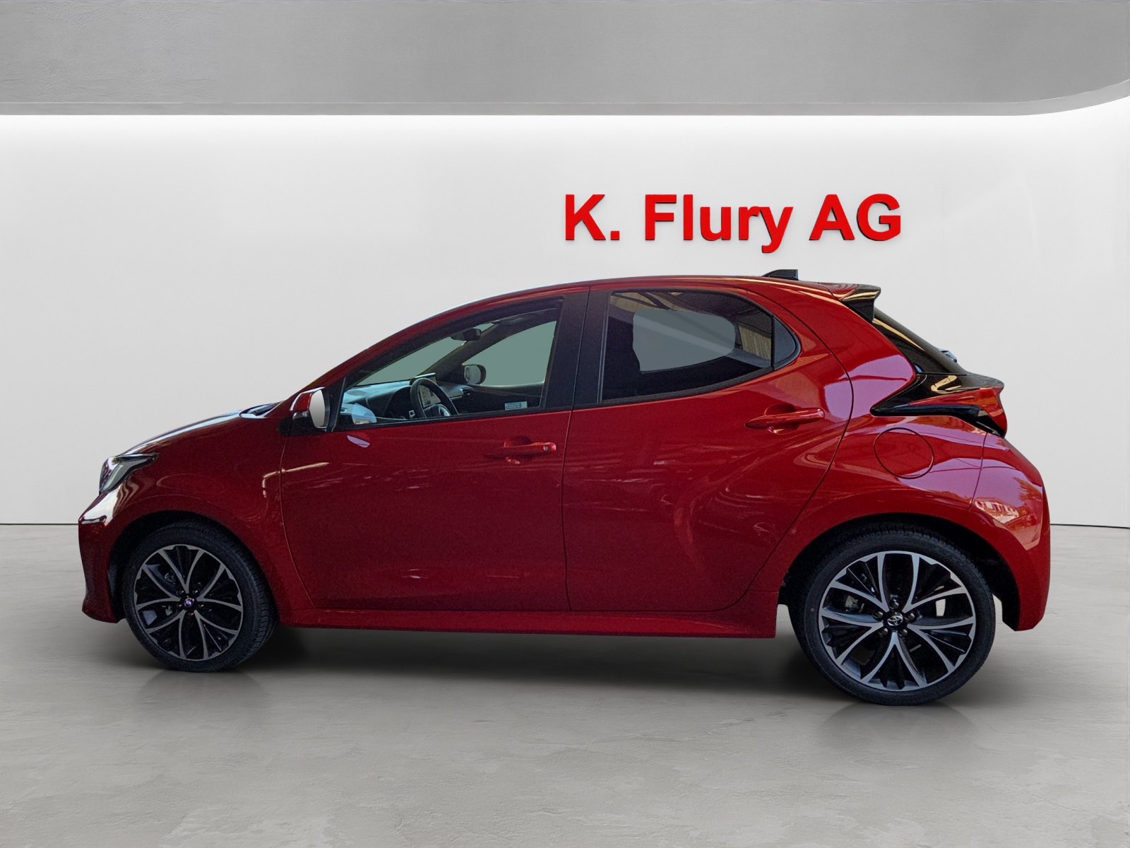 TOYOTA Yaris 1.5 VVT-i HSD Trend-image-1