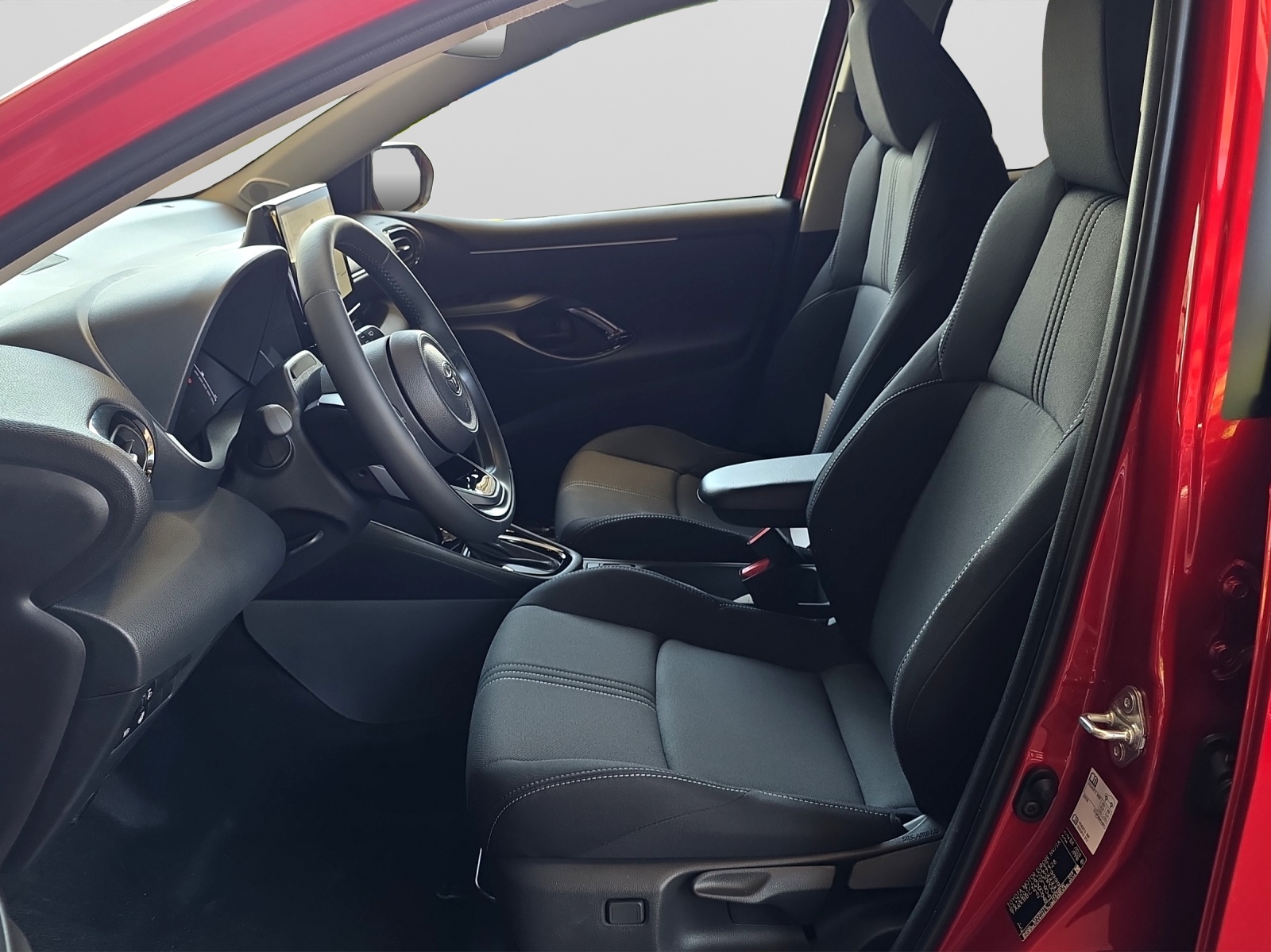TOYOTA Yaris 1.5 VVT-i HSD Trend-image-8