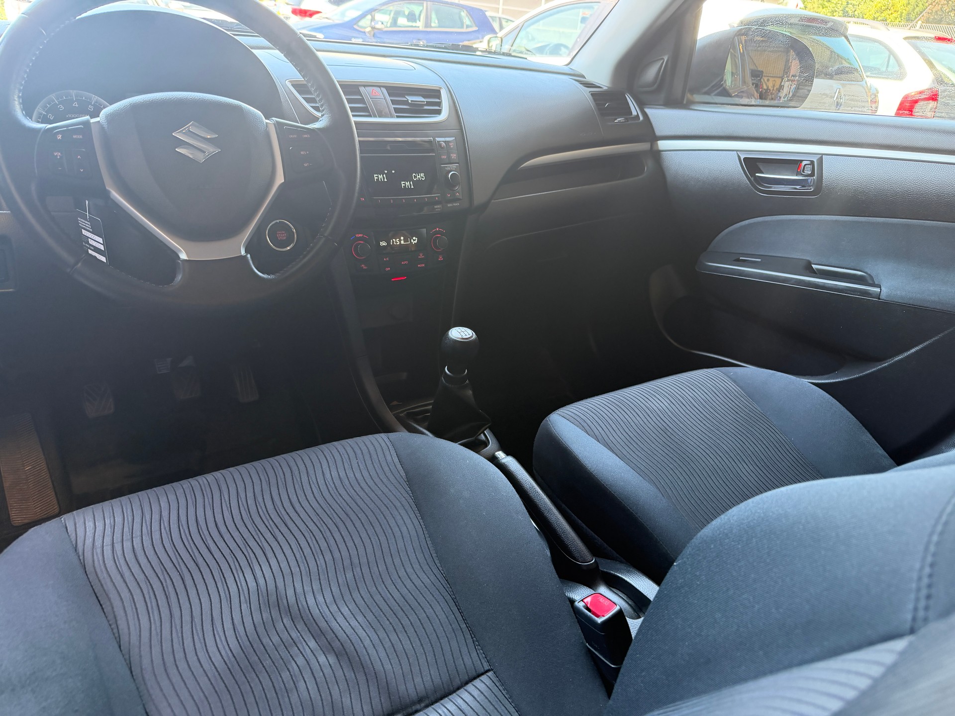 SUZUKI Swift 1.2i 16V GL Top Piz Sulai 4x4-image-5