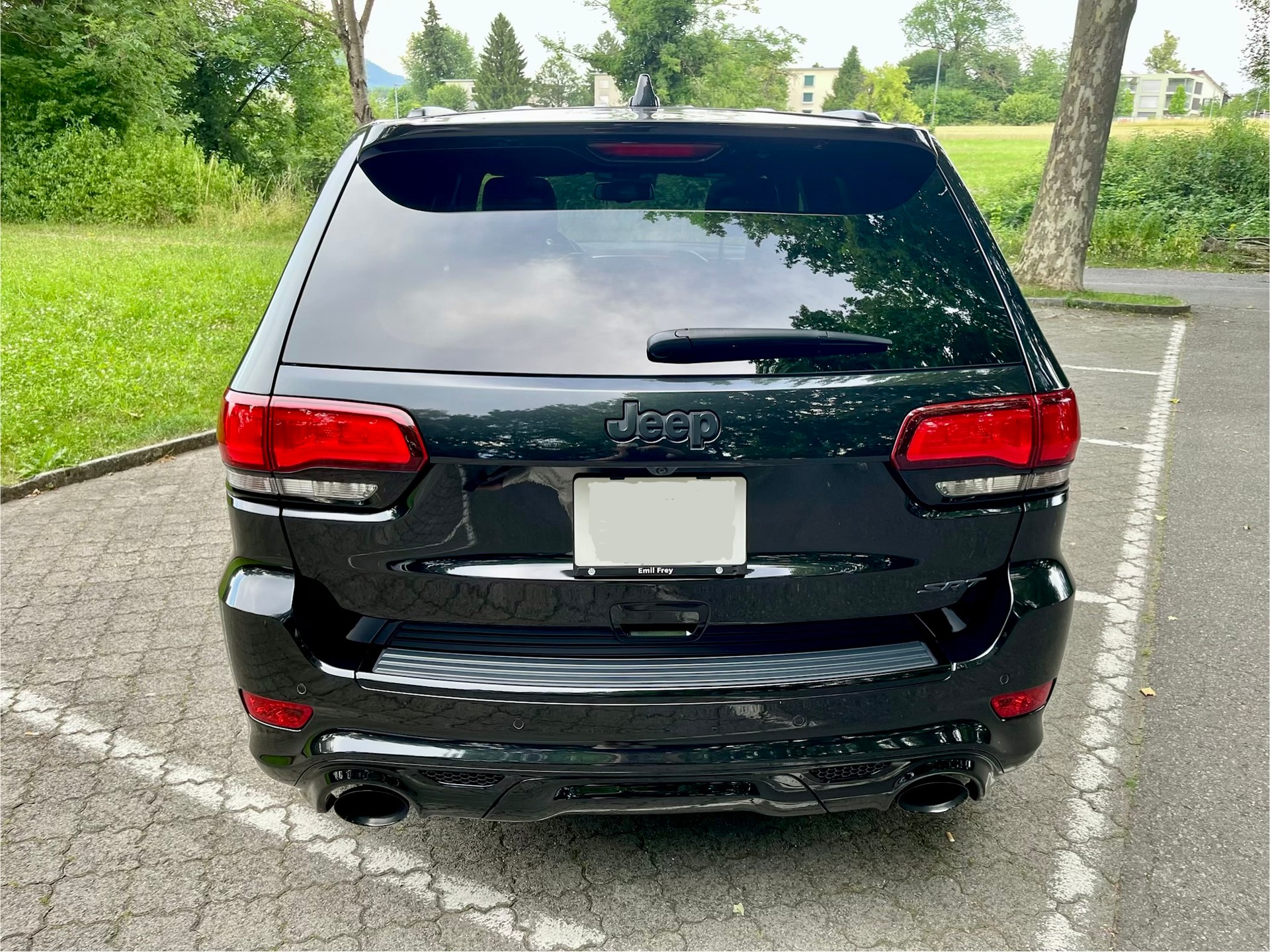 JEEP 6.4 V8 HEMI SRT8 Night-image-3