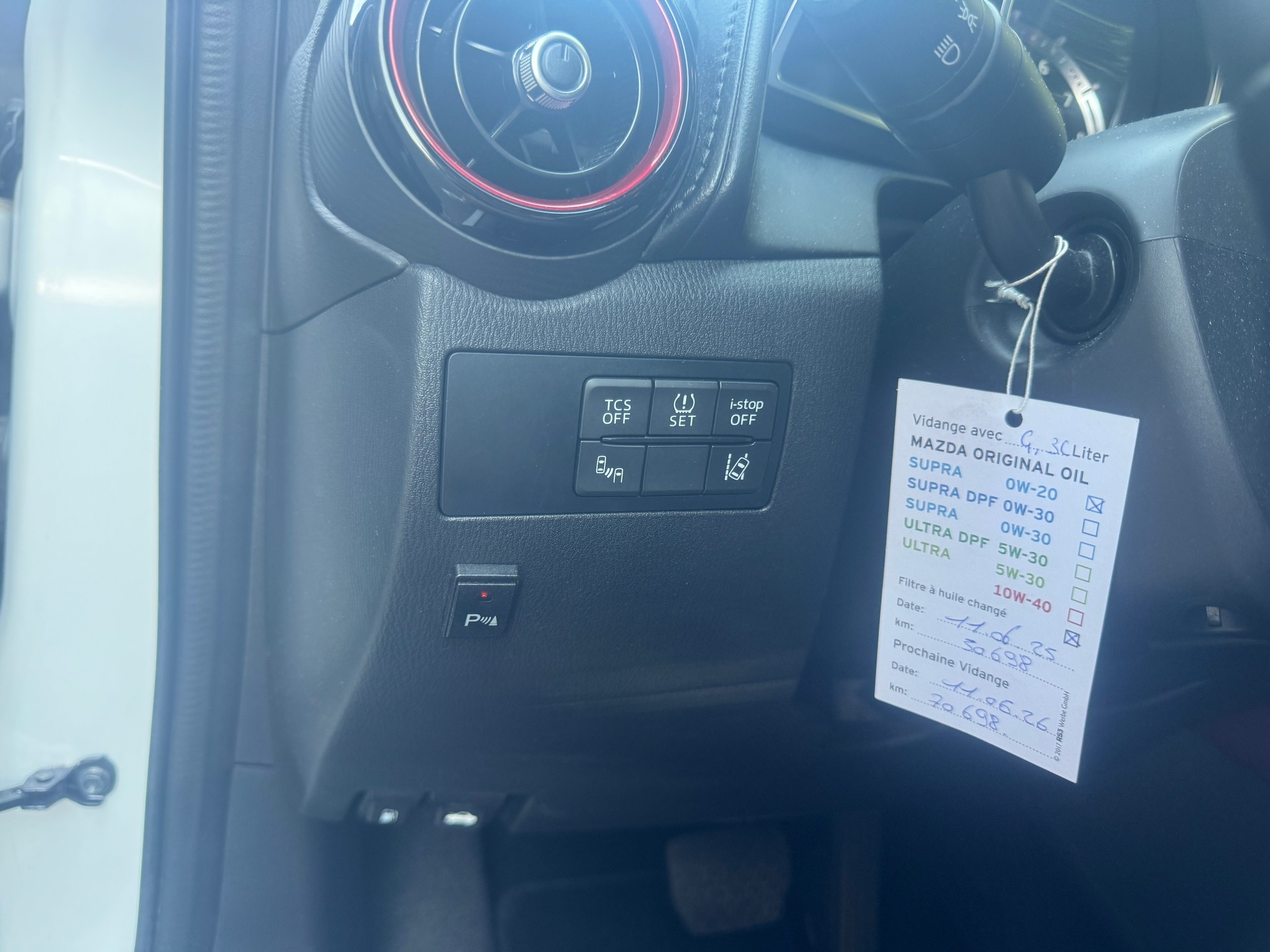MAZDA CX-3 2.0 Revolution AWD Skyactiv Drive-image-13
