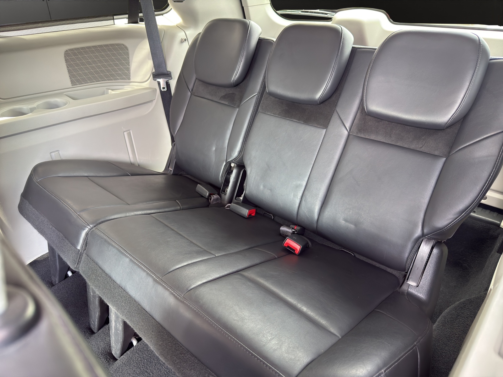 CHRYSLER Grand Voyager 3.8 Limited Automatic-image-12