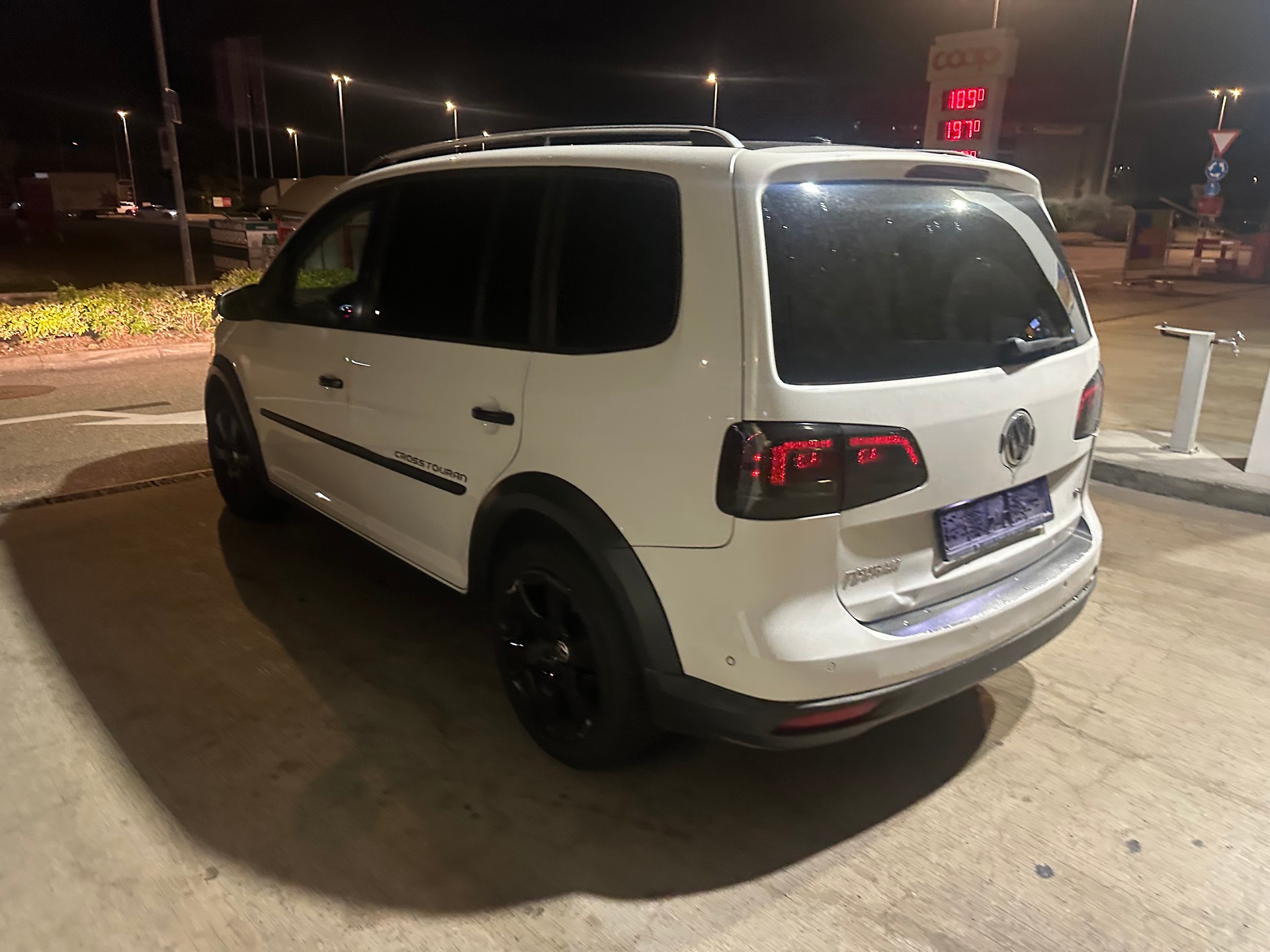 VW Touran 1.4 TSI Team-image-10
