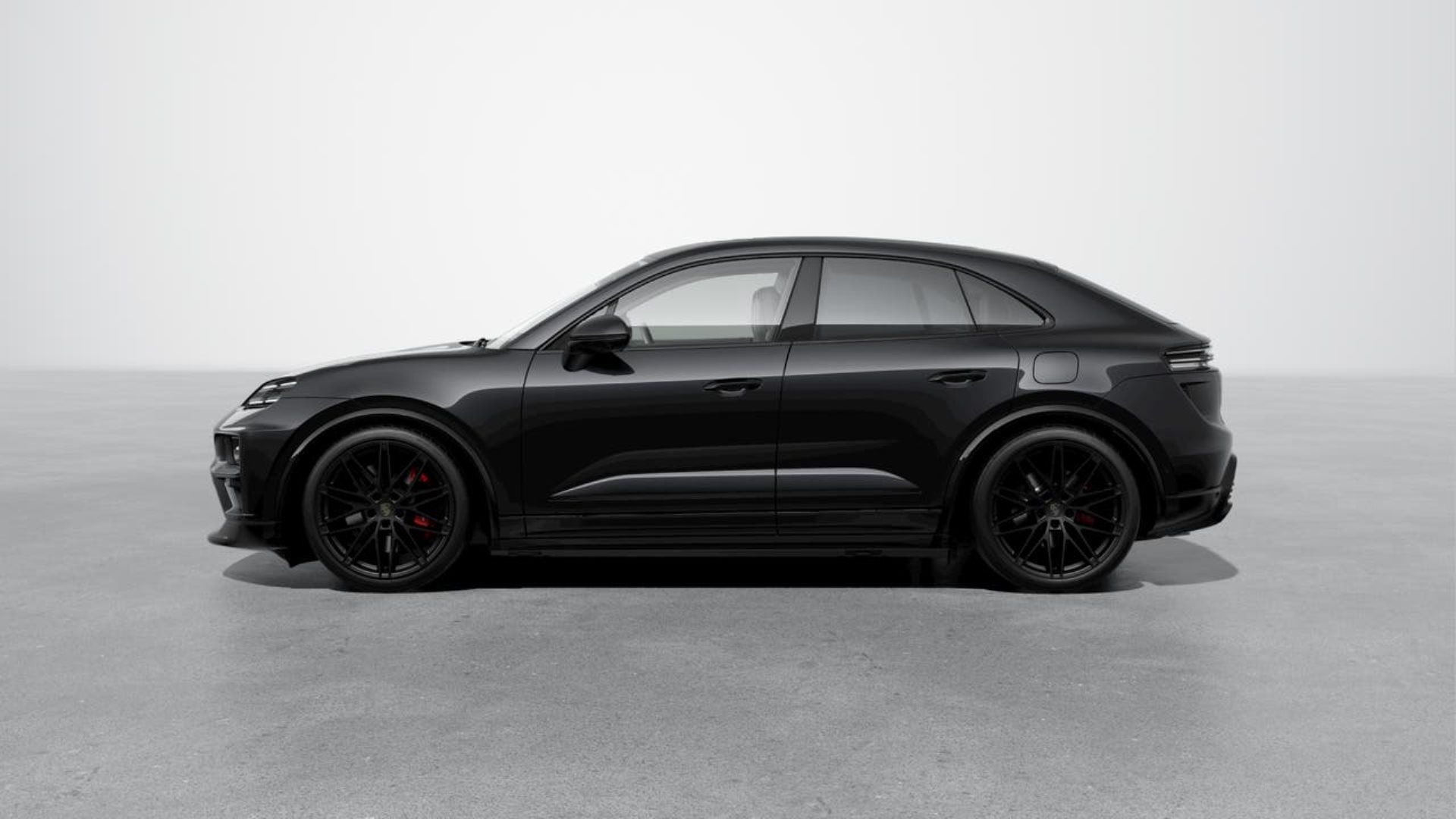 PORSCHE Macan Turbo-showroom-element-1