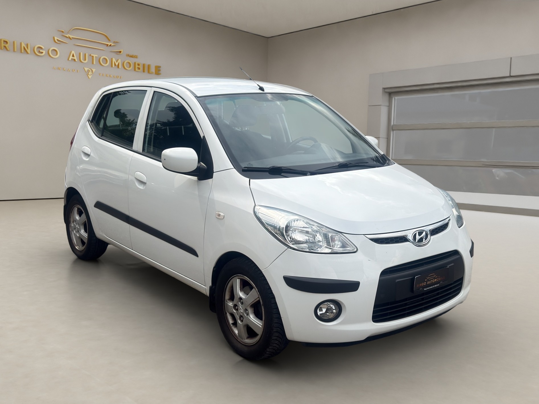 HYUNDAI i10 1.1 Style-image-0