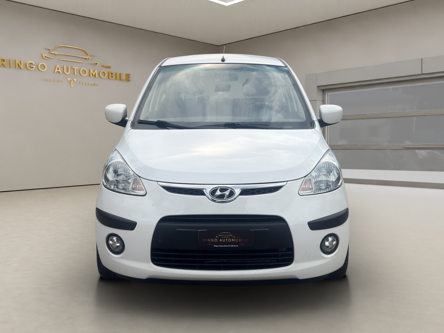 HYUNDAI i10 1.1 Style-image-1