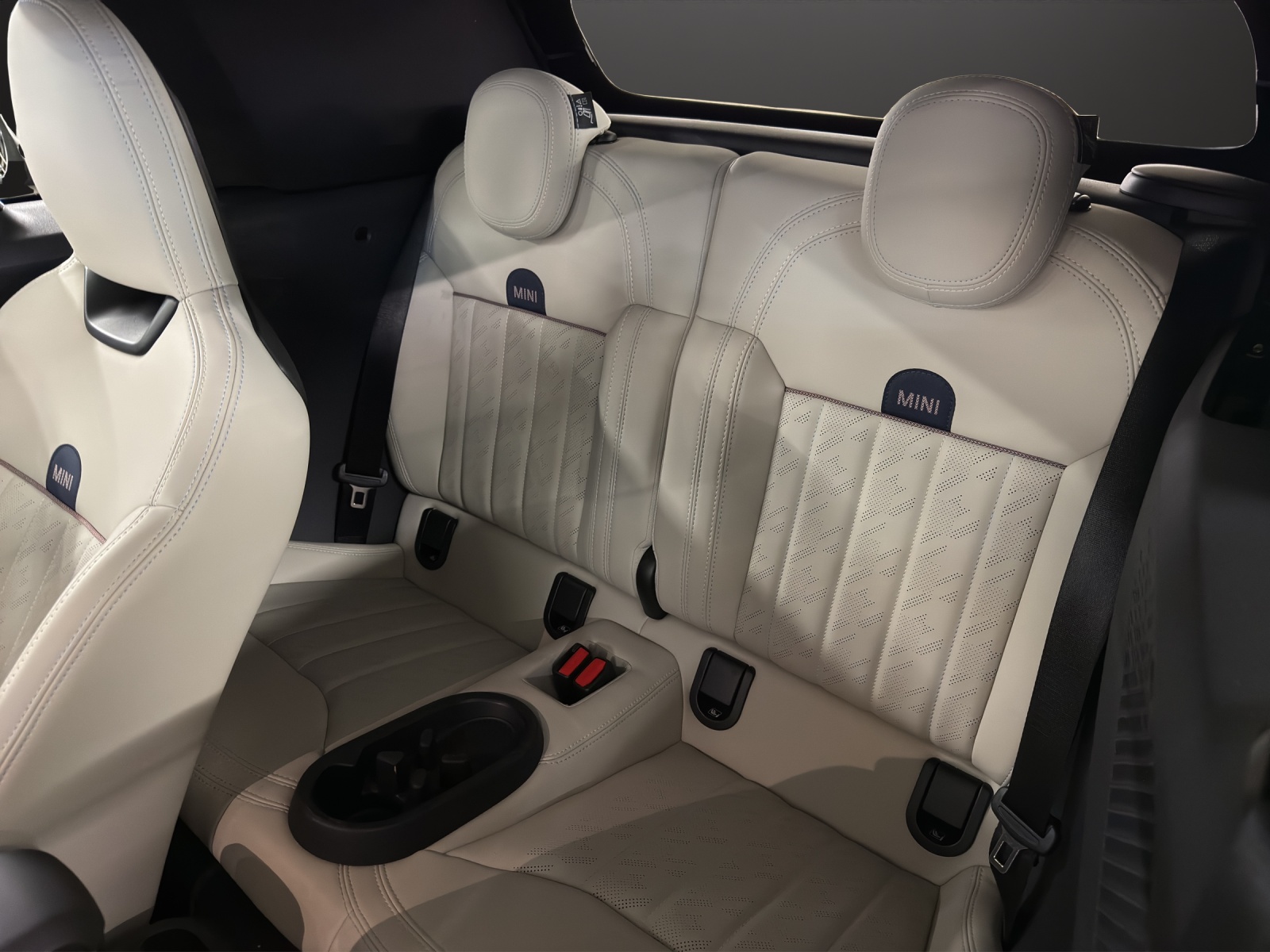 MINI Cooper S Cabriolet DKG-image-15