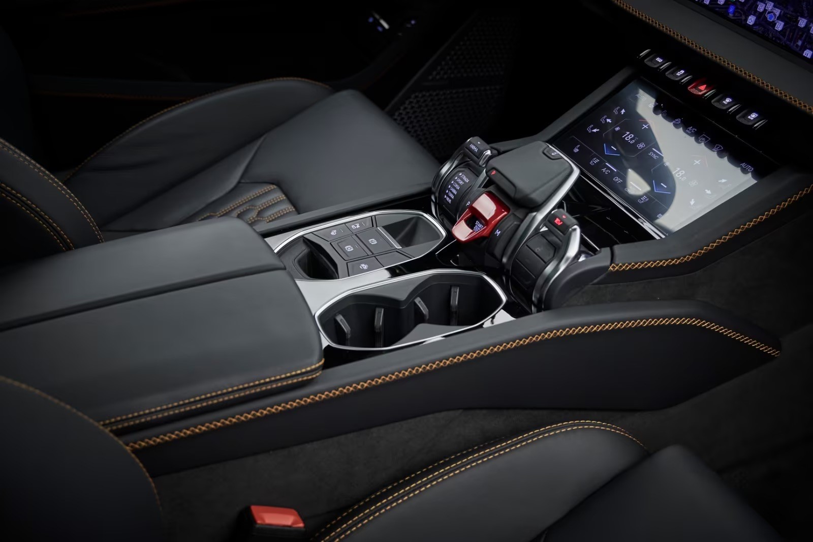 LAMBORGHINI Urus SE-image-6