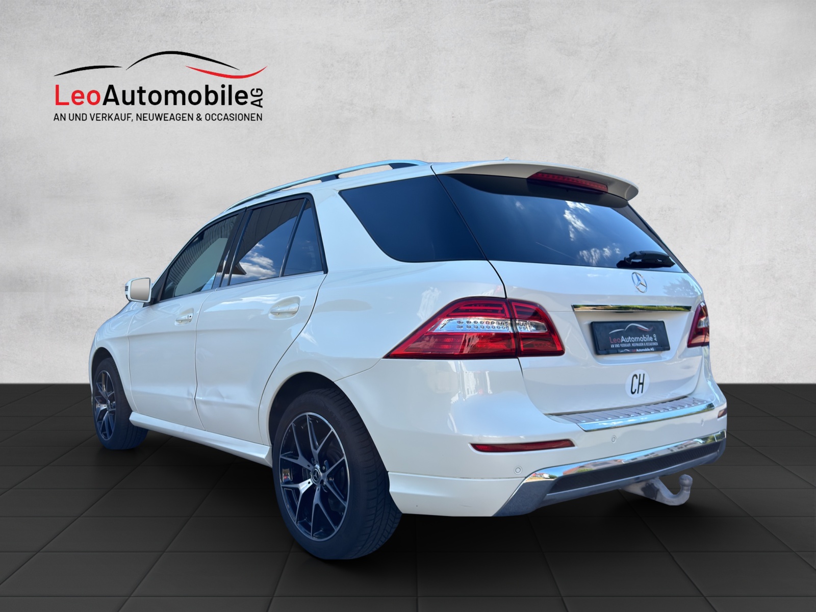 MERCEDES-BENZ ML 350 BlueTEC 4Matic 7G-Tronic-image-4