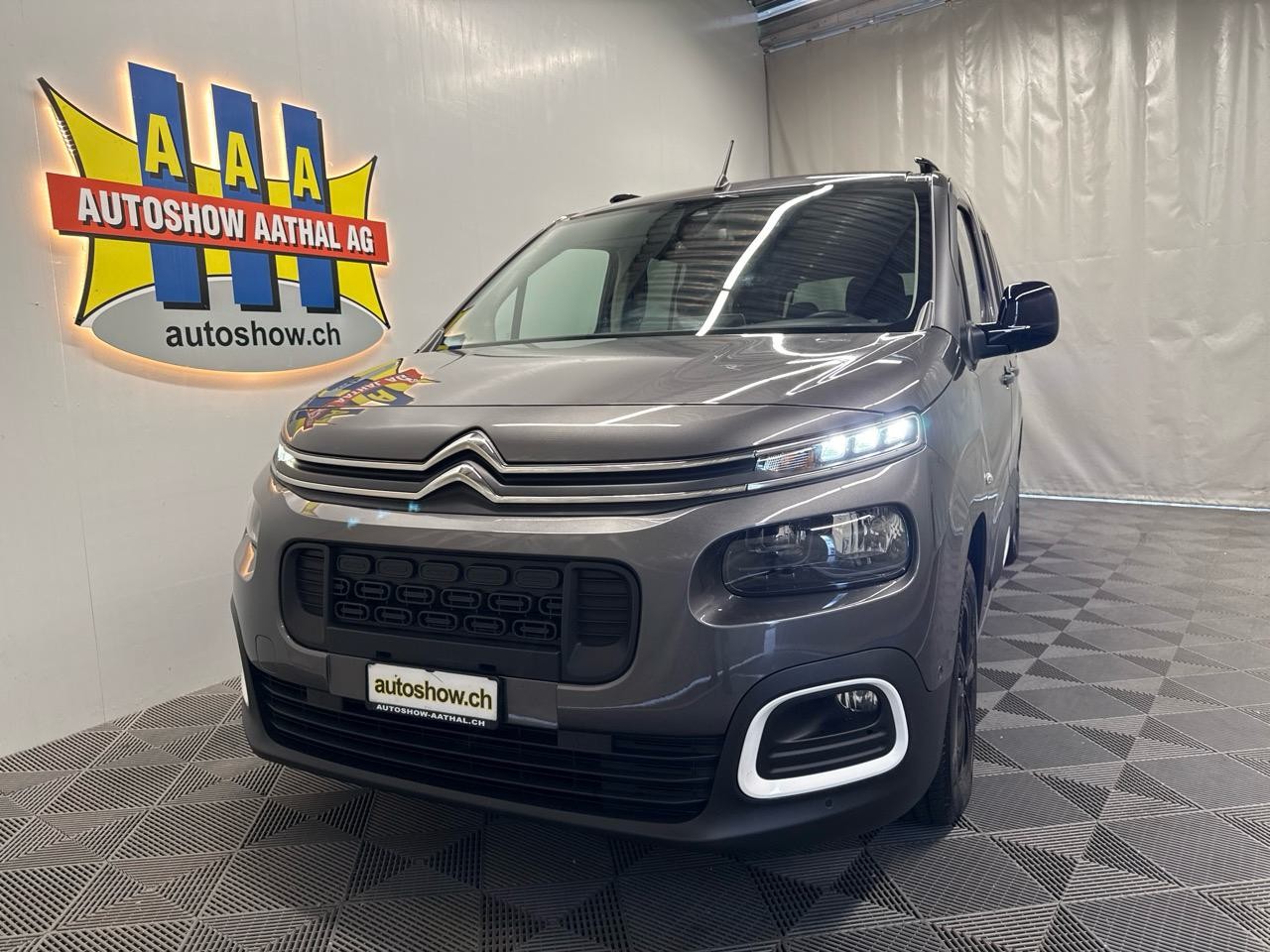CITROEN Berlingo XL 1.5 BlueHDi 7 Plätze Feel PackEAT8-image-13