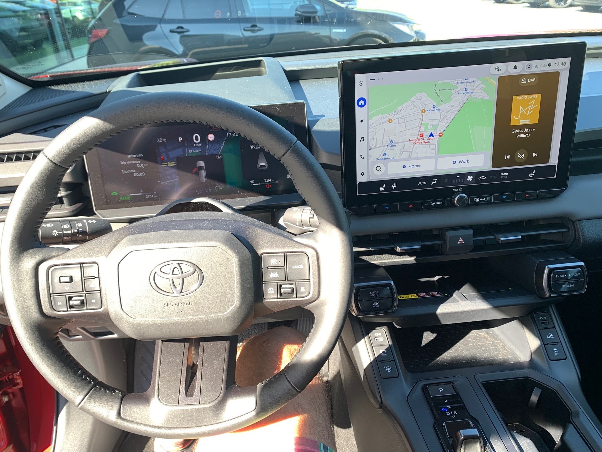 TOYOTA 2.5 HEV Premium-image-14