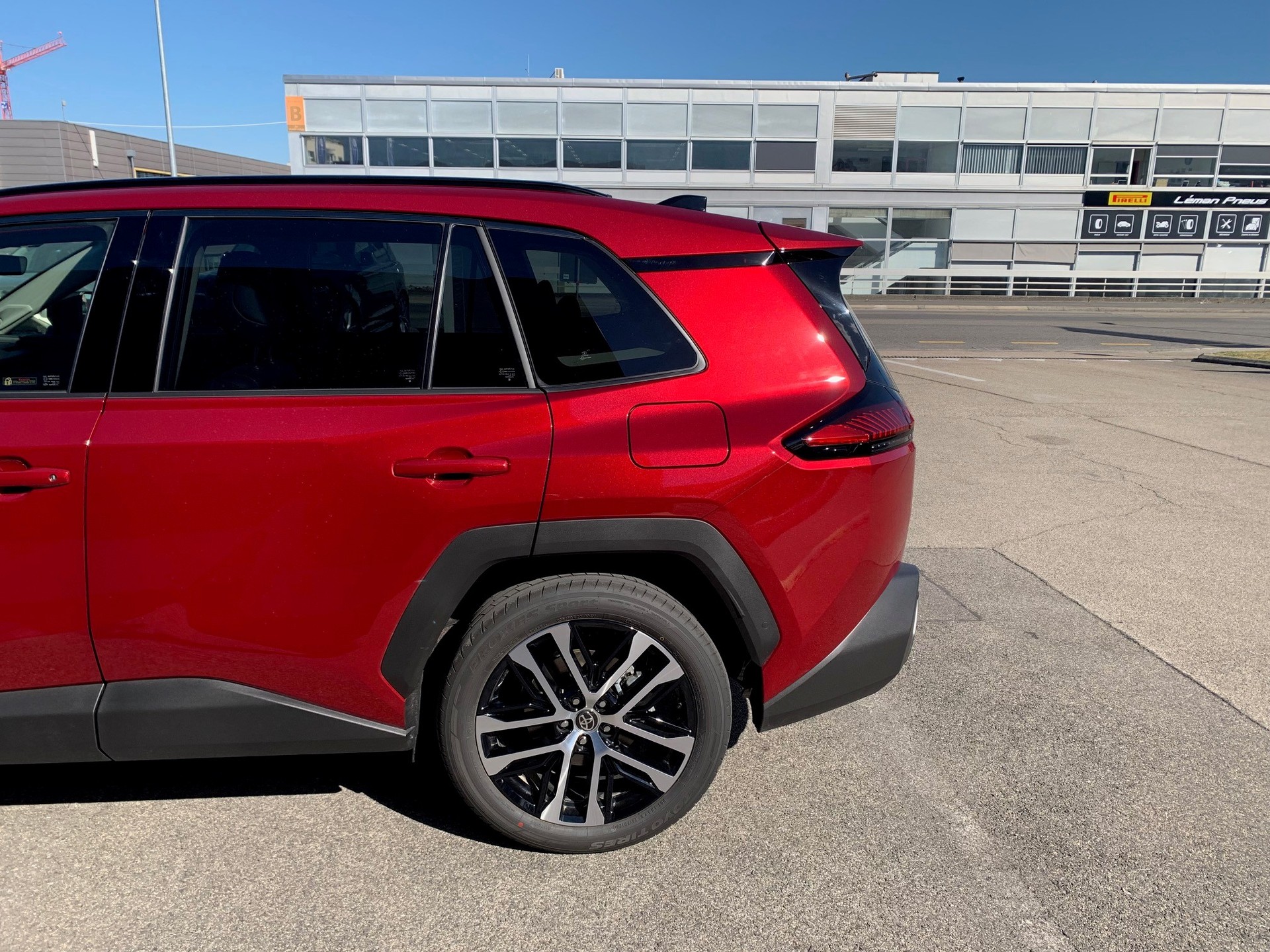 TOYOTA 2.5 HEV Premium-image-11